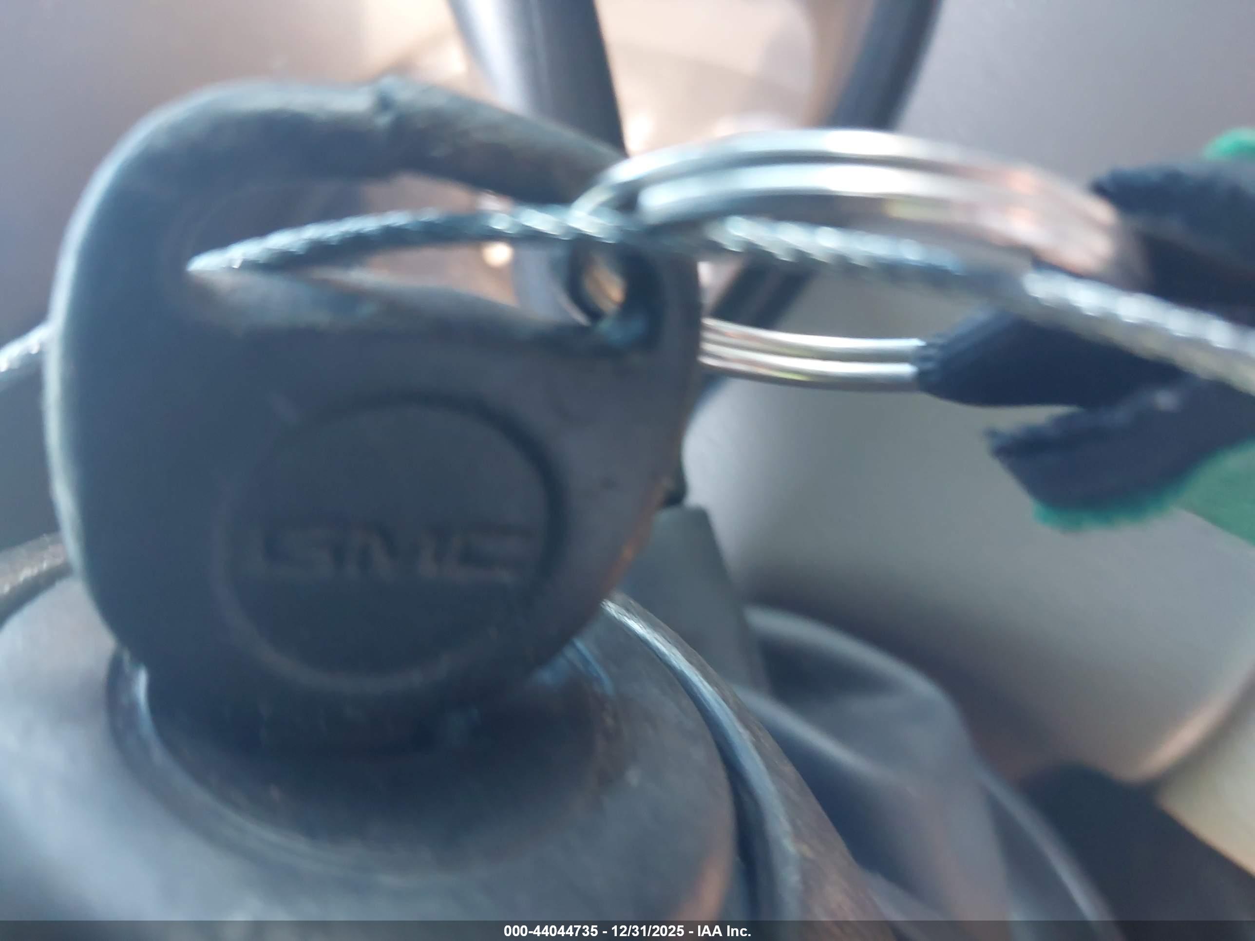 GMC YUKON image 11