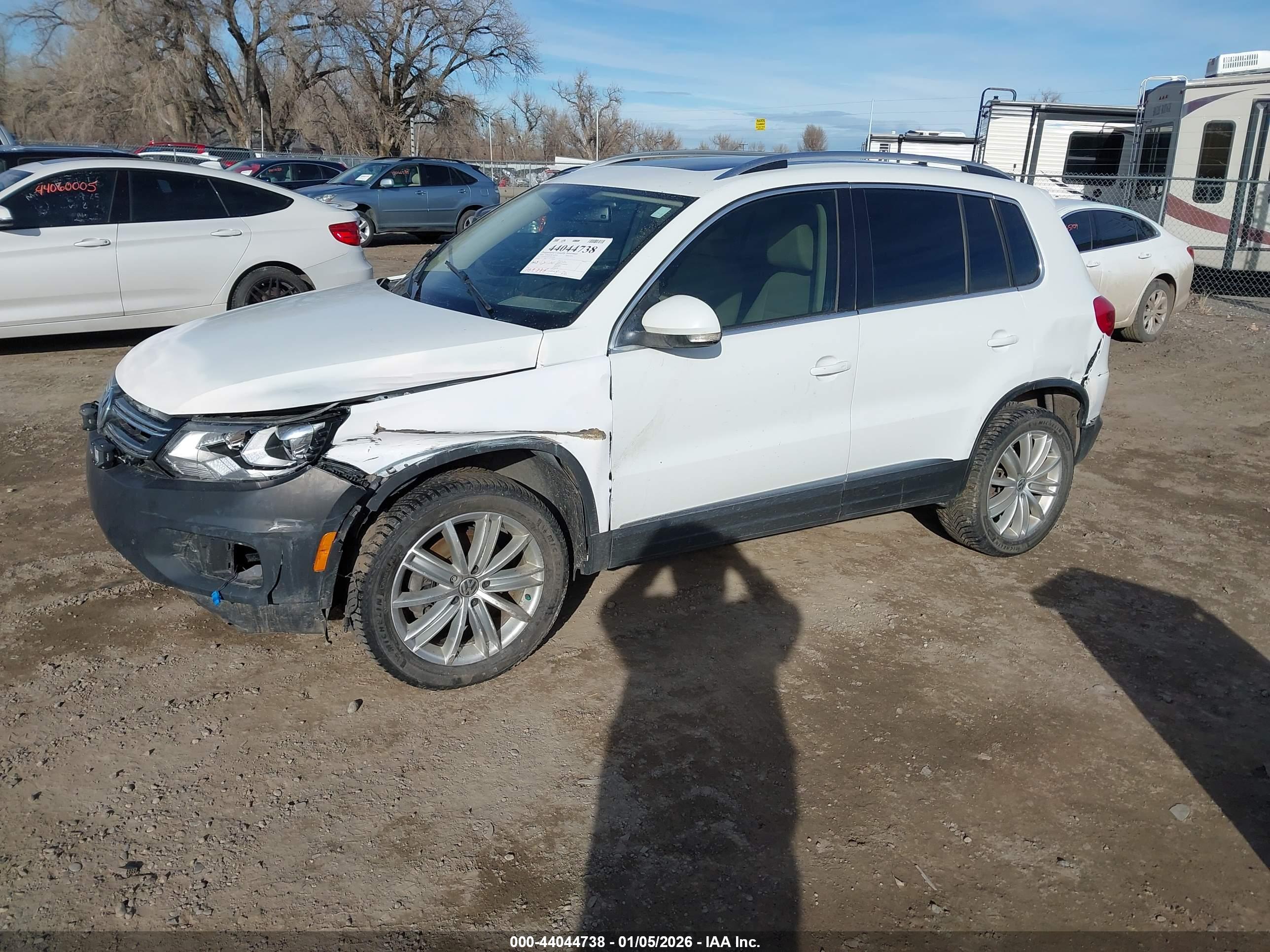 VOLKSWAGEN TIGUAN image 2