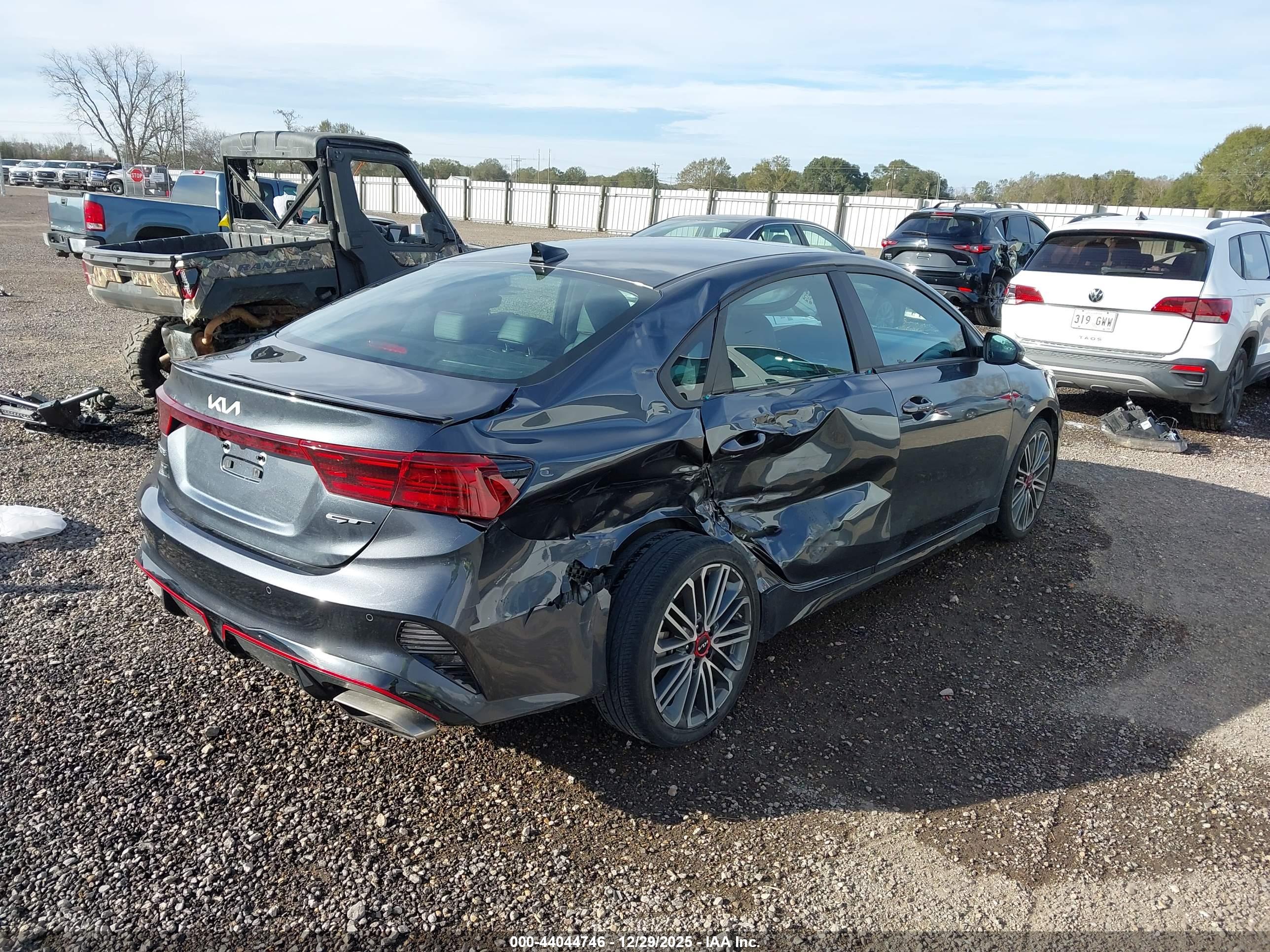 KIA FORTE image 4