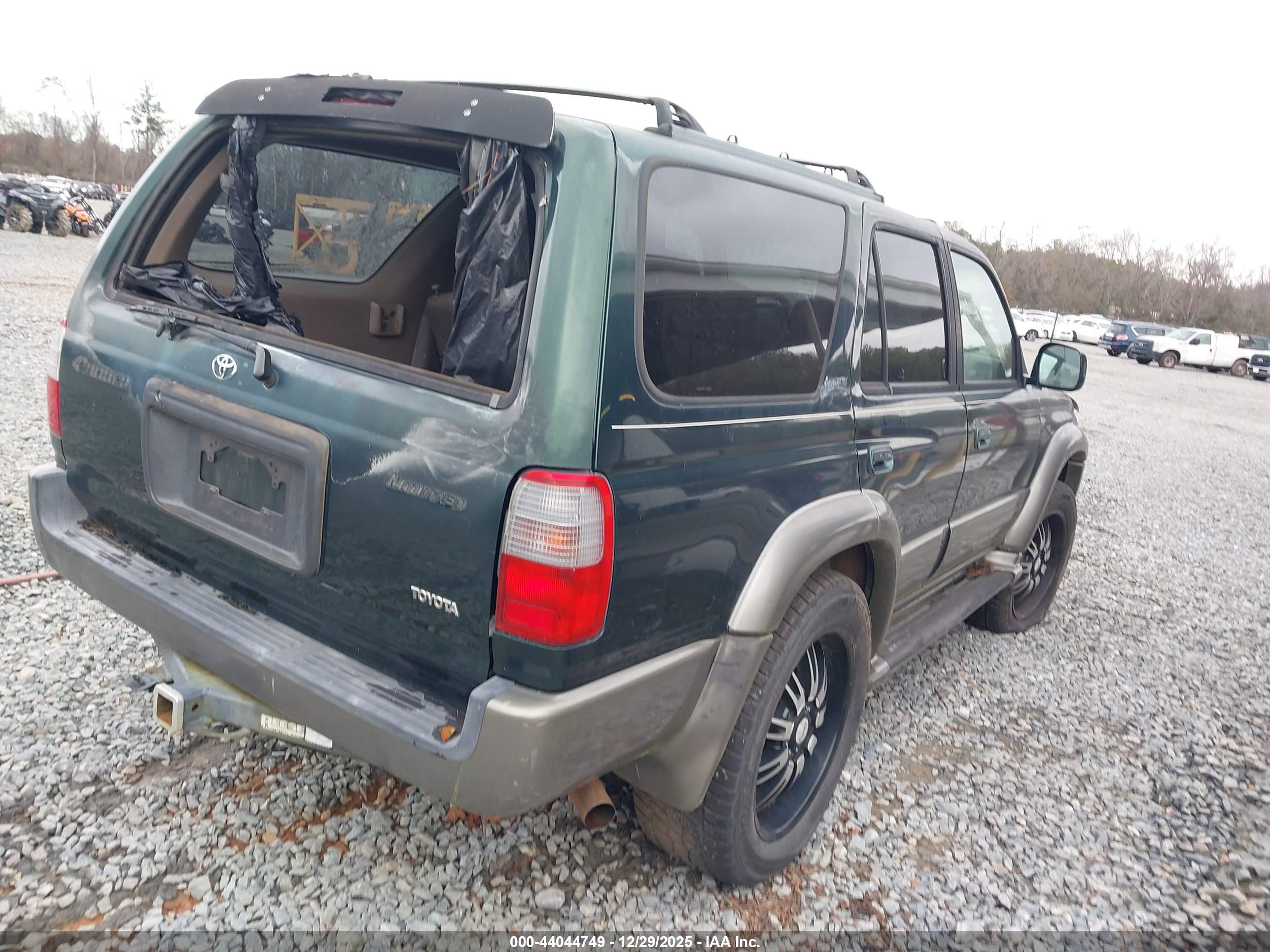 TOYOTA 4RUNNER image 4