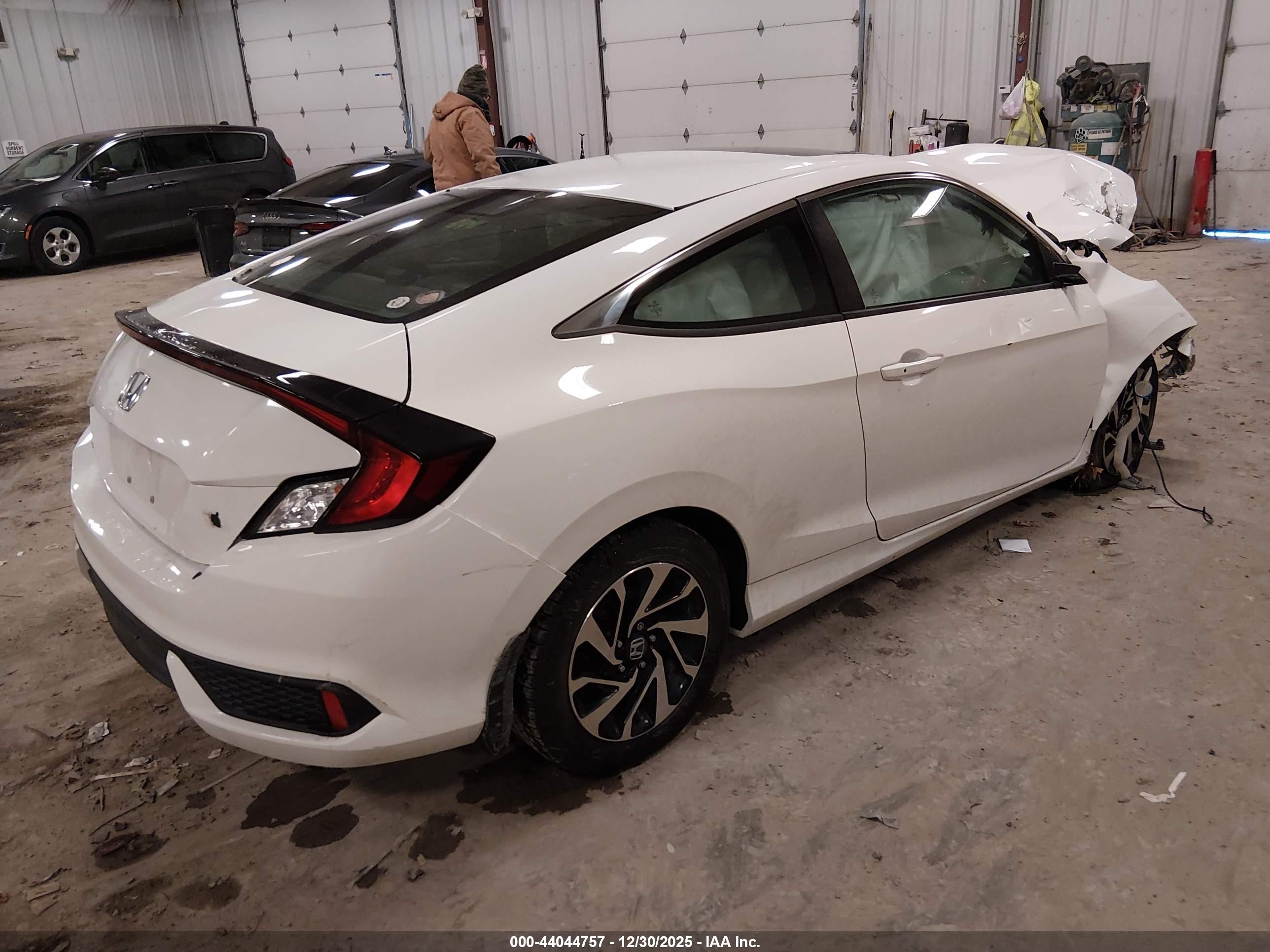 HONDA CIVIC image 4