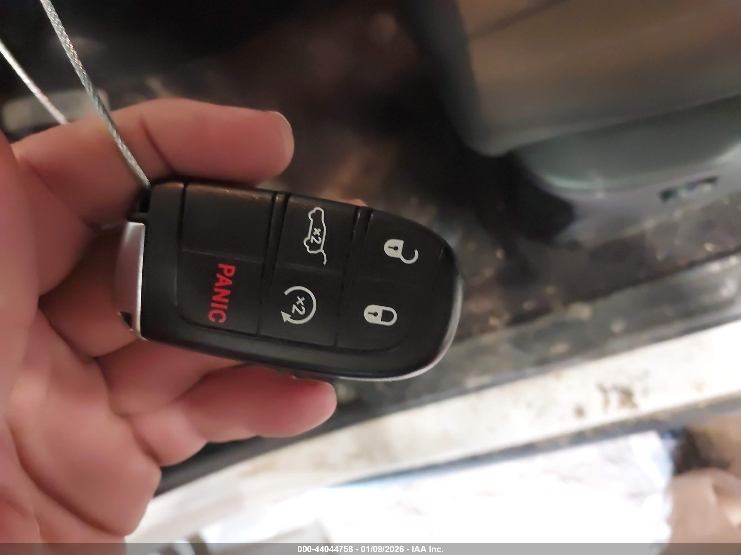 JEEP GRAND image 11