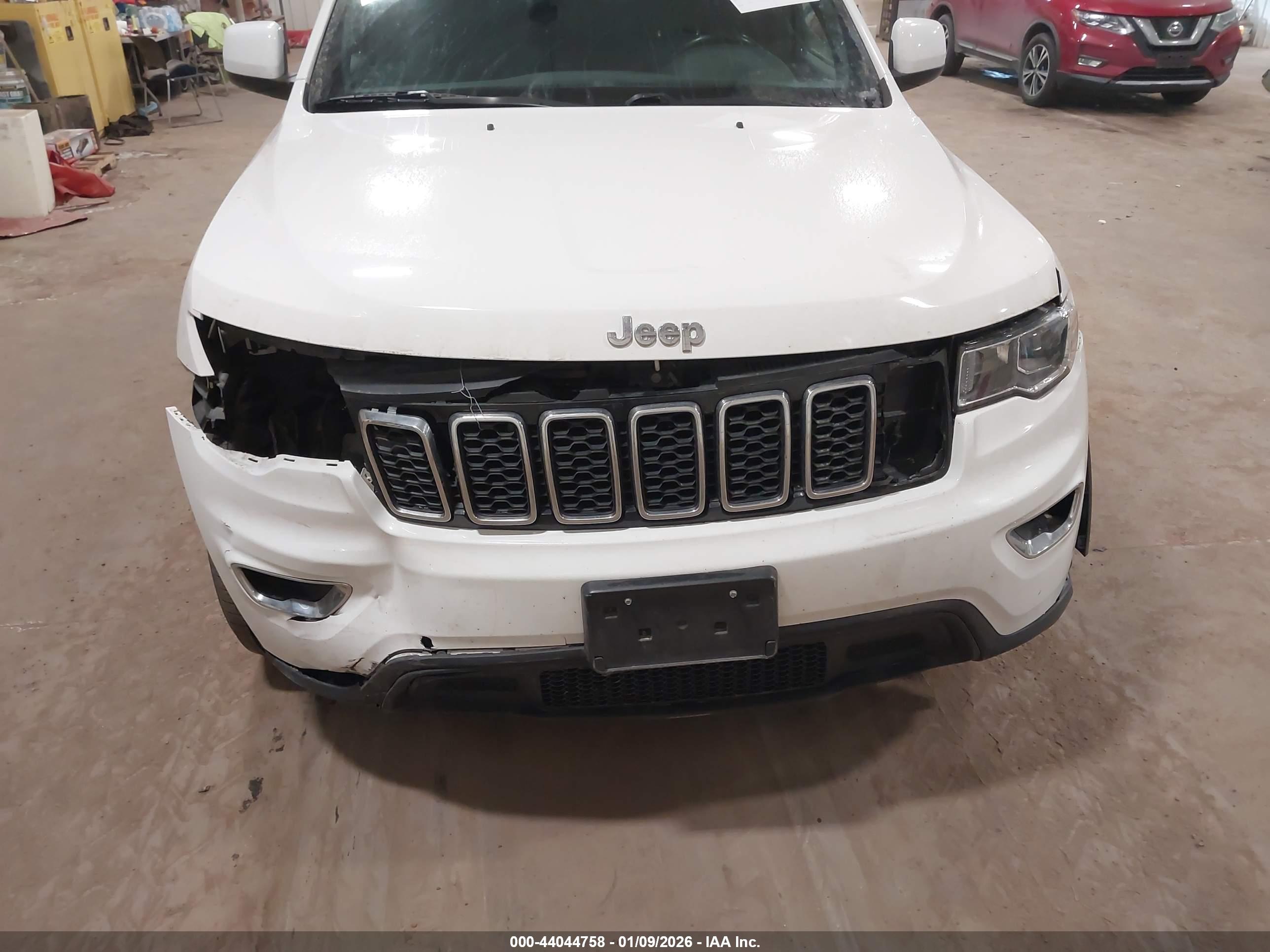 JEEP GRAND image 6