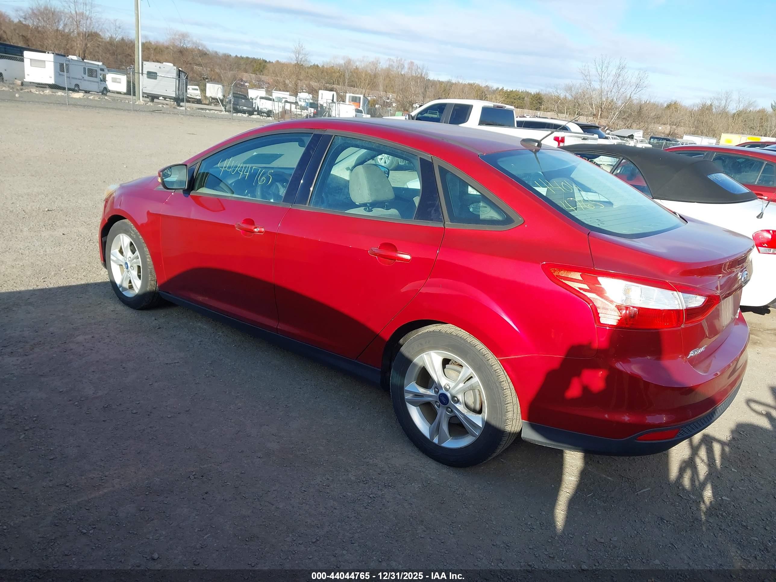 FORD FOCUS image 3