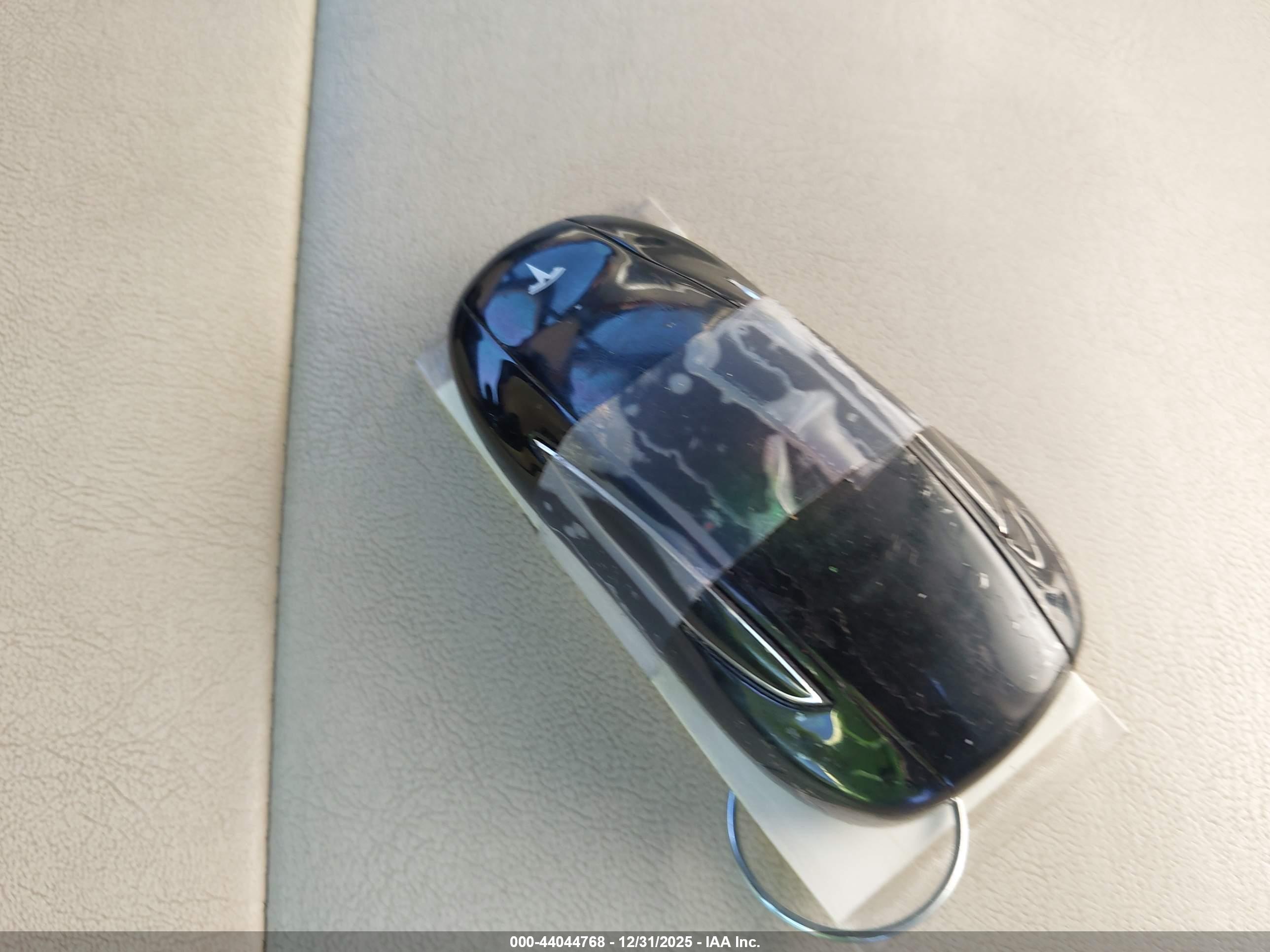 TESLA MODEL image 11