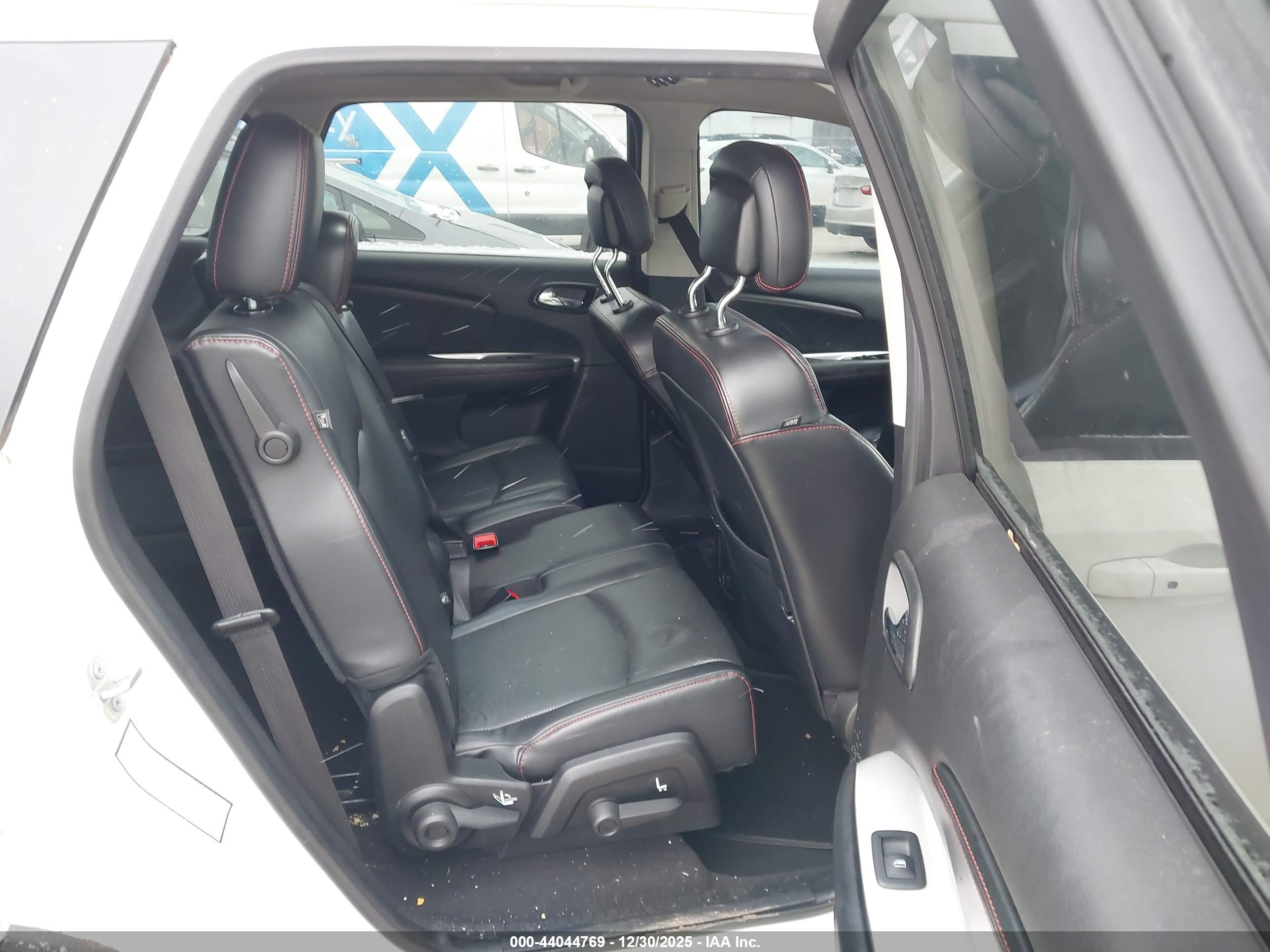 DODGE JOURNEY image 8