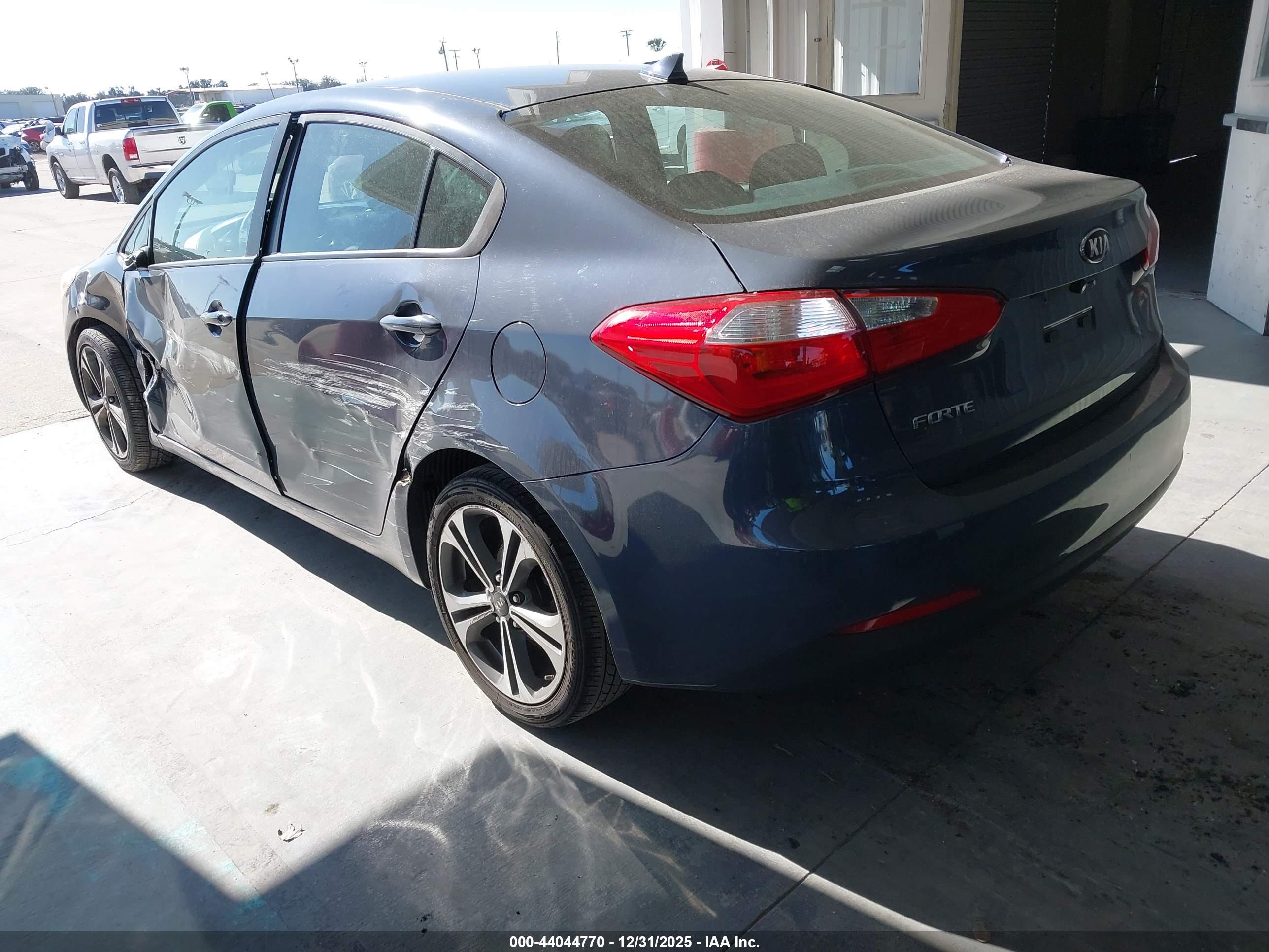 KIA FORTE image 3