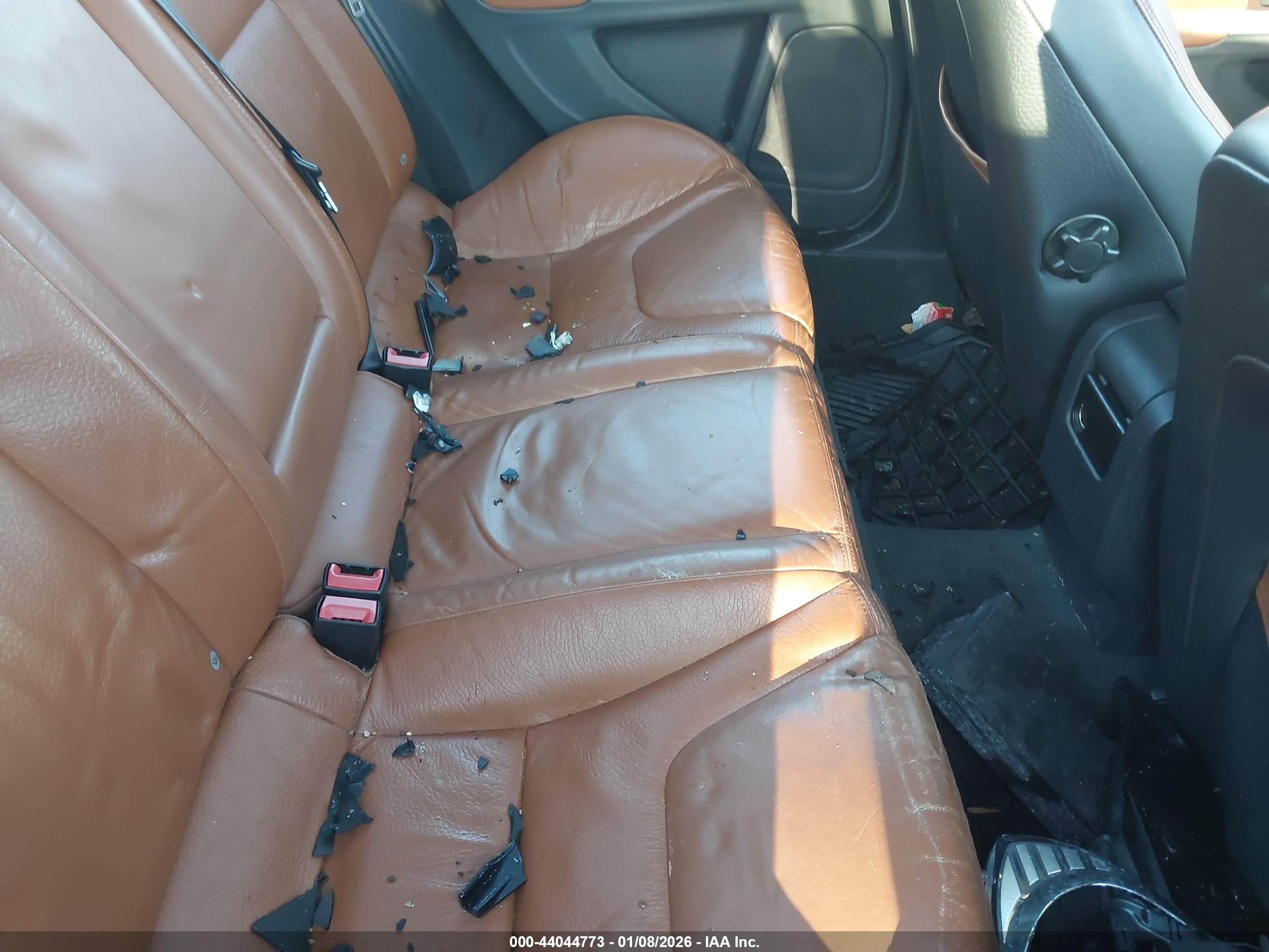 VOLVO S60 image 8