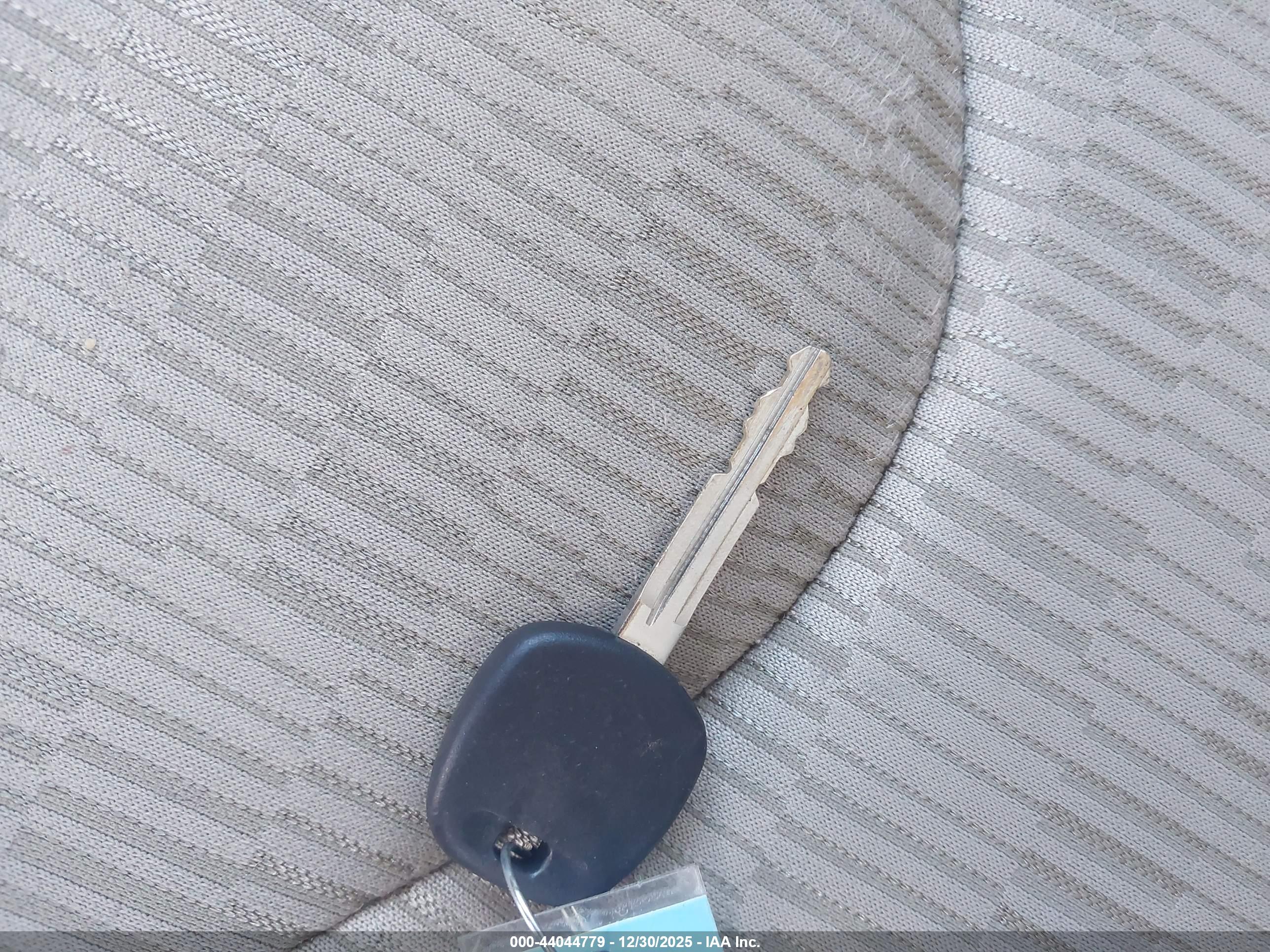 TOYOTA RAV4 image 11