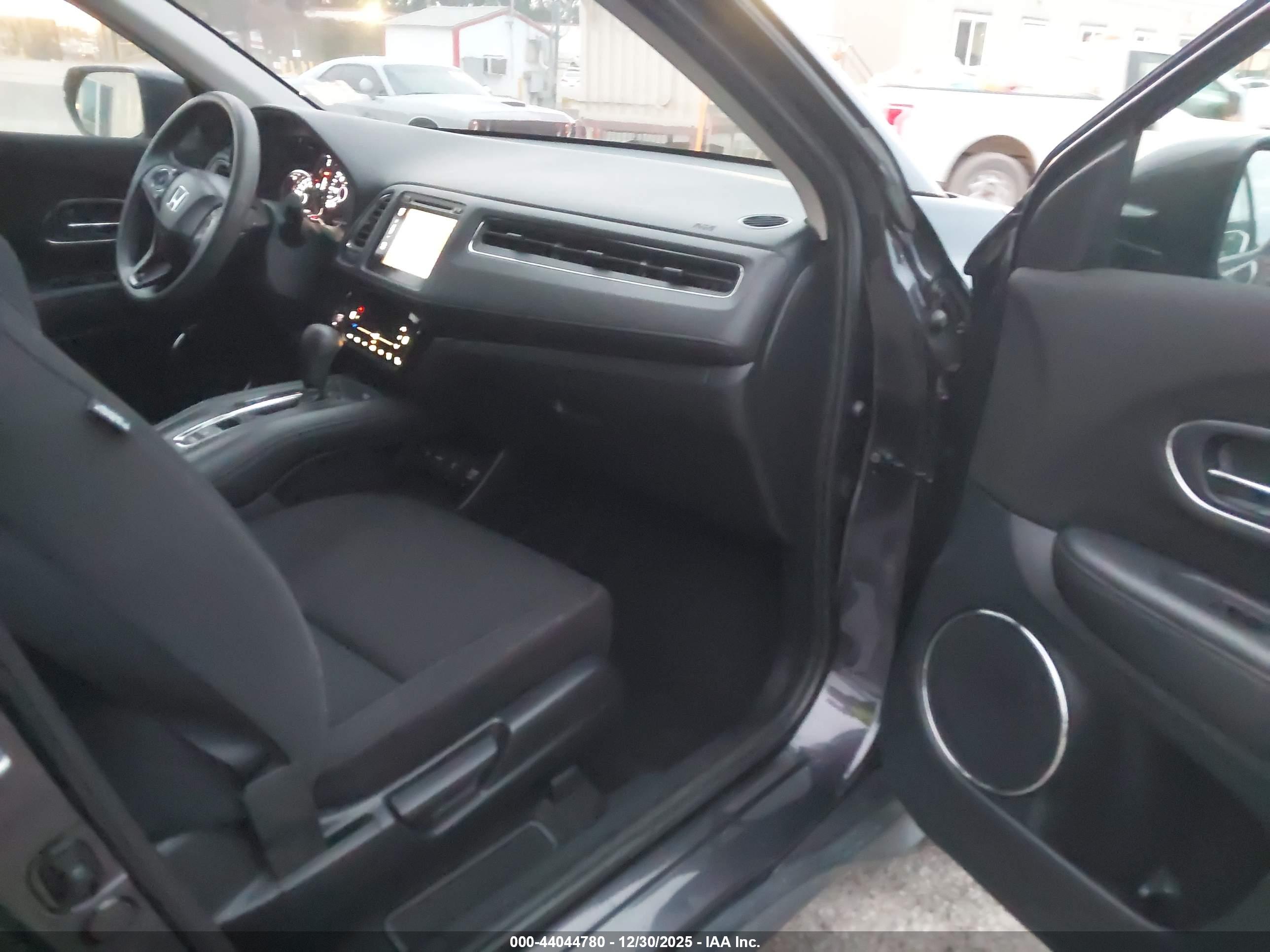 HONDA HR-V image 5