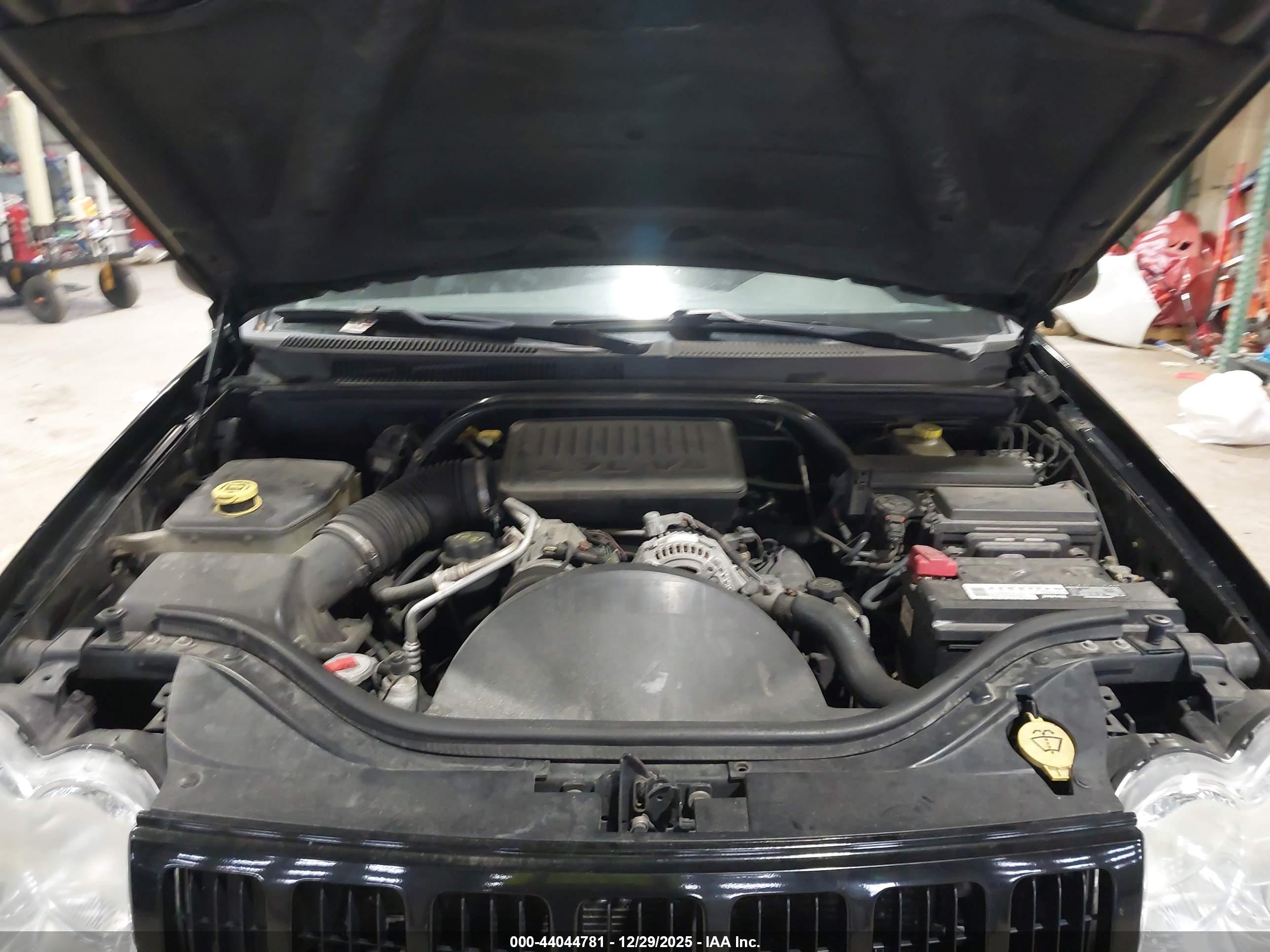 JEEP GRAND image 10
