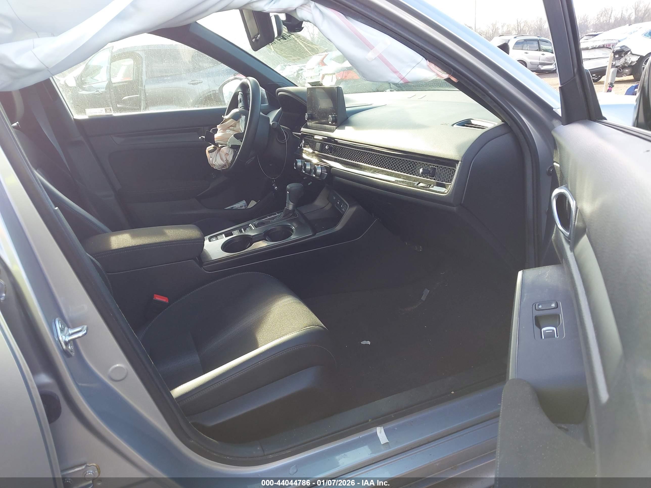 HONDA CIVIC image 5