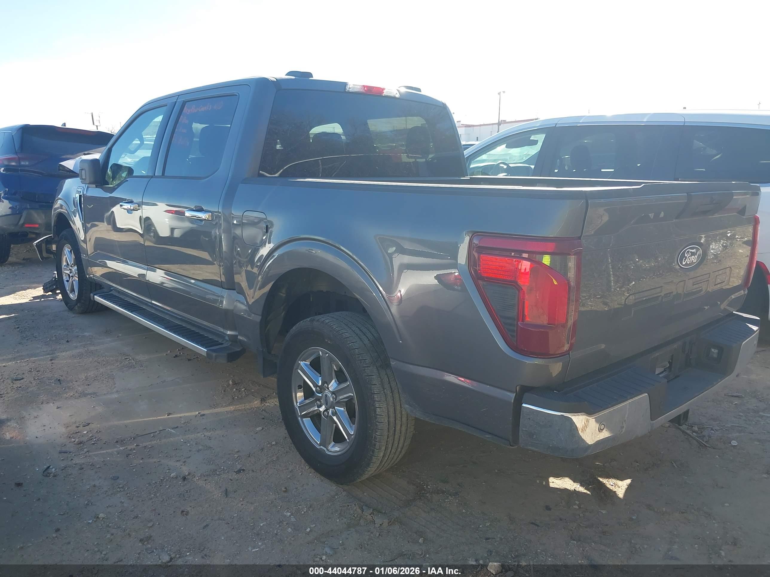 FORD F-150 image 3