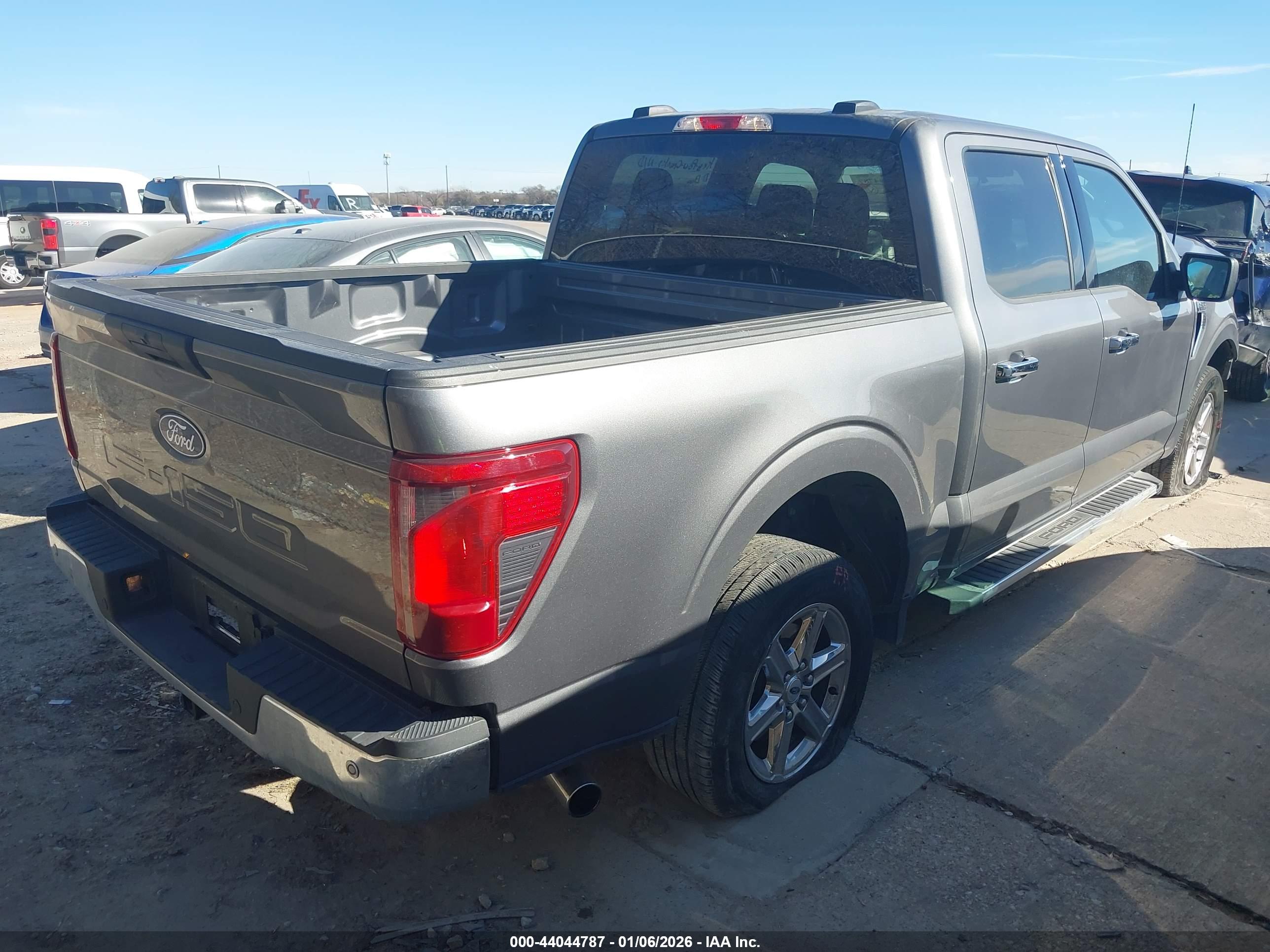 FORD F-150 image 4