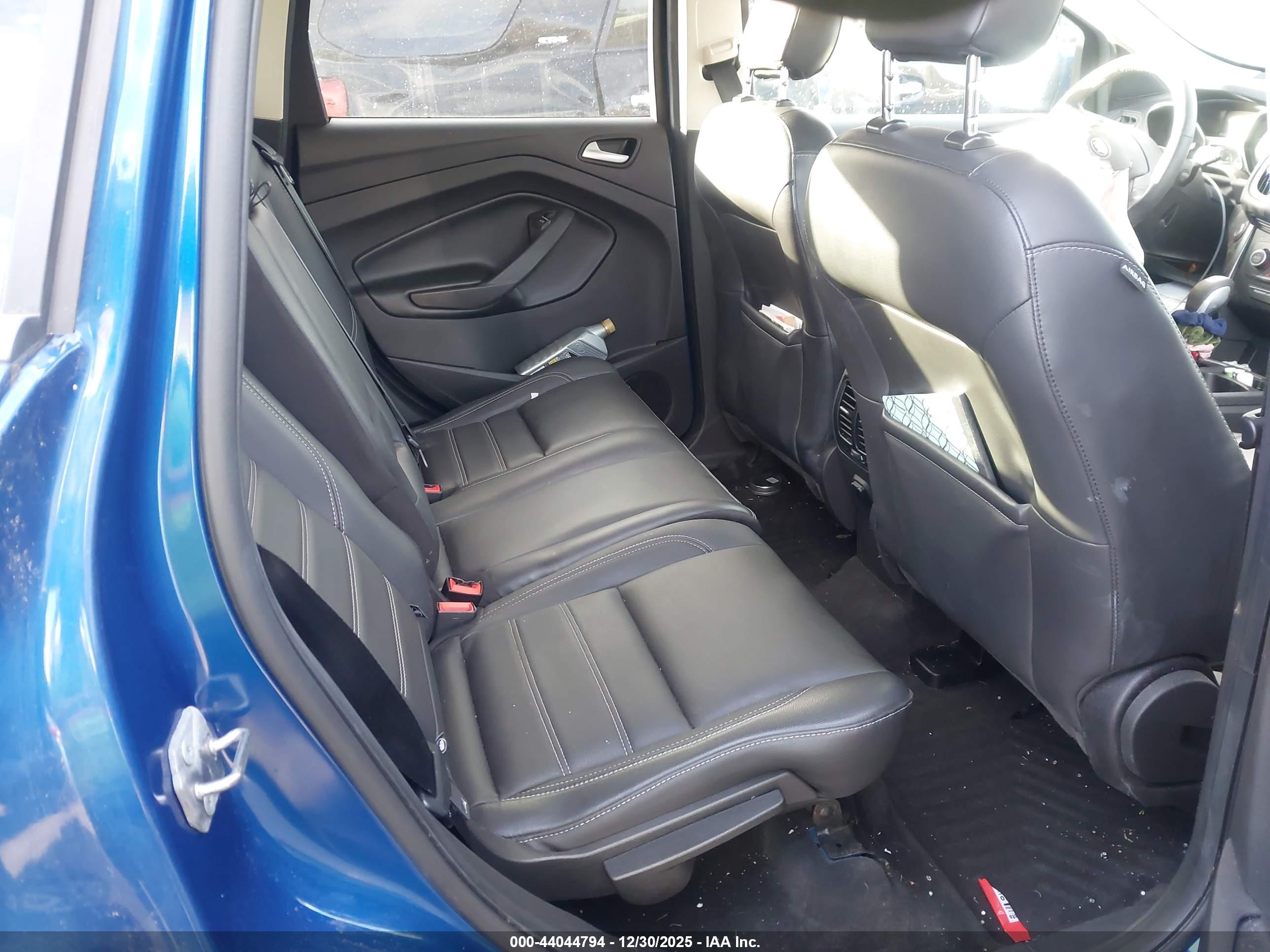 FORD ESCAPE image 8