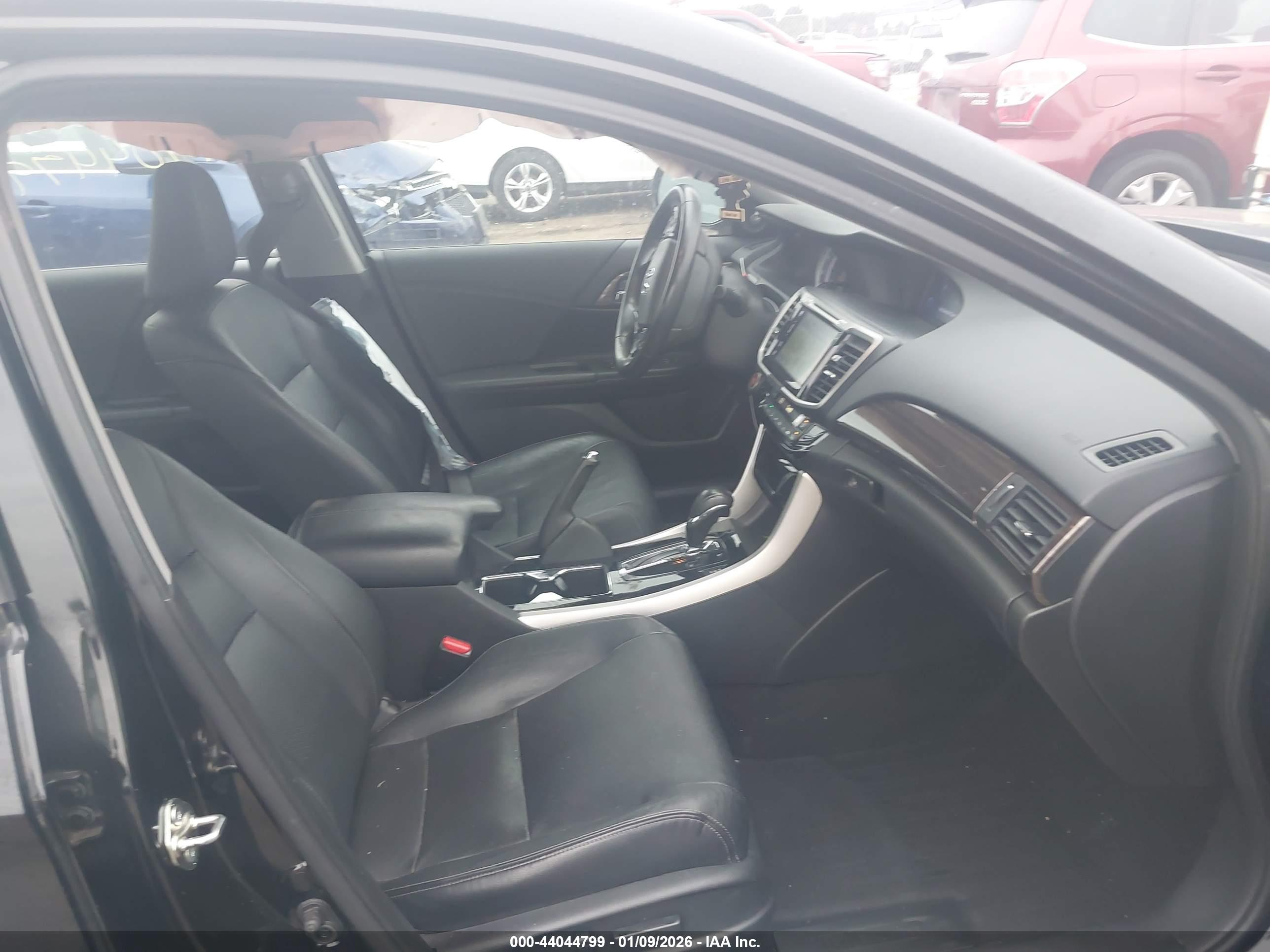 HONDA ACCORD image 5