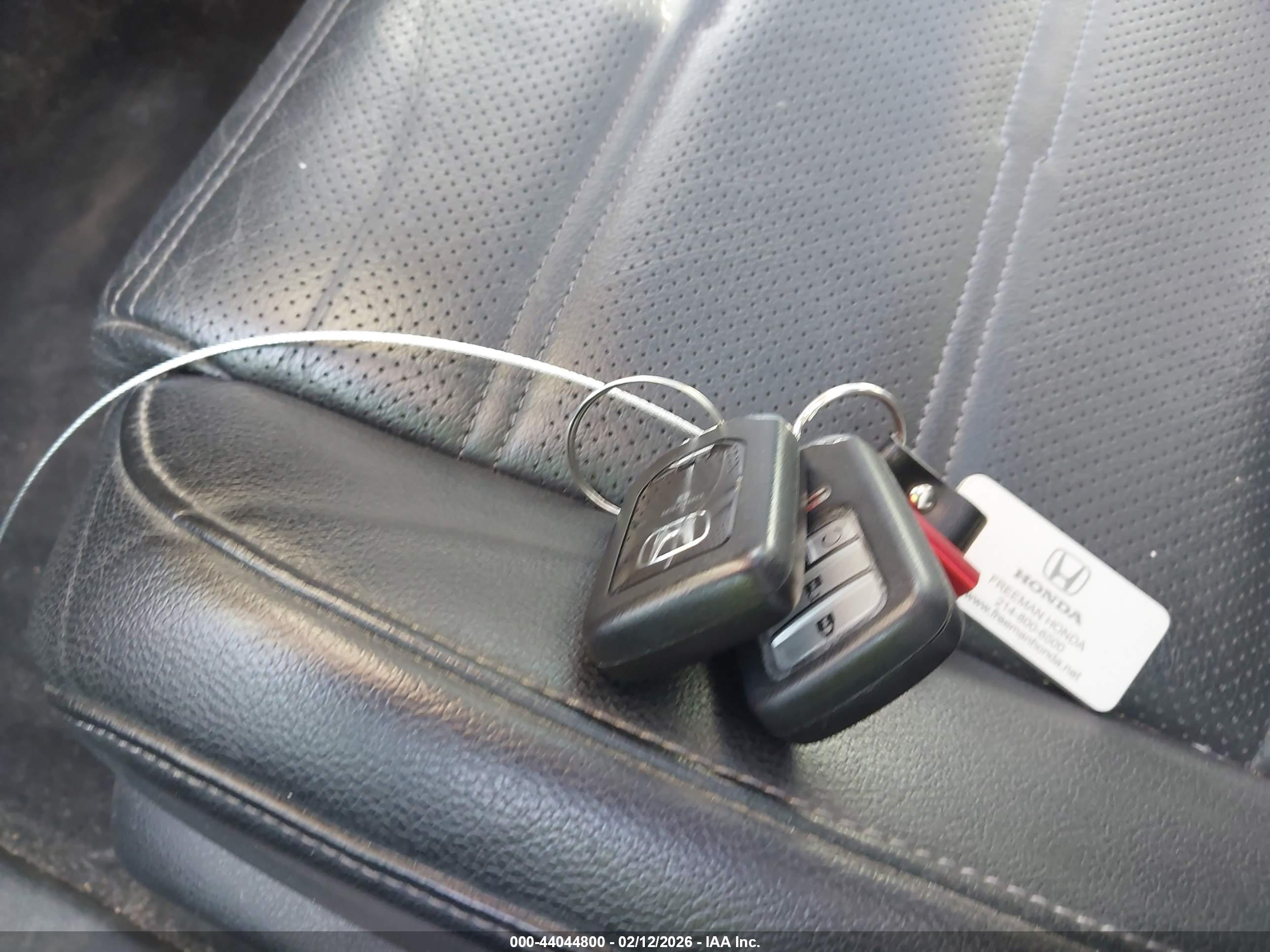 HONDA CR-V image 11