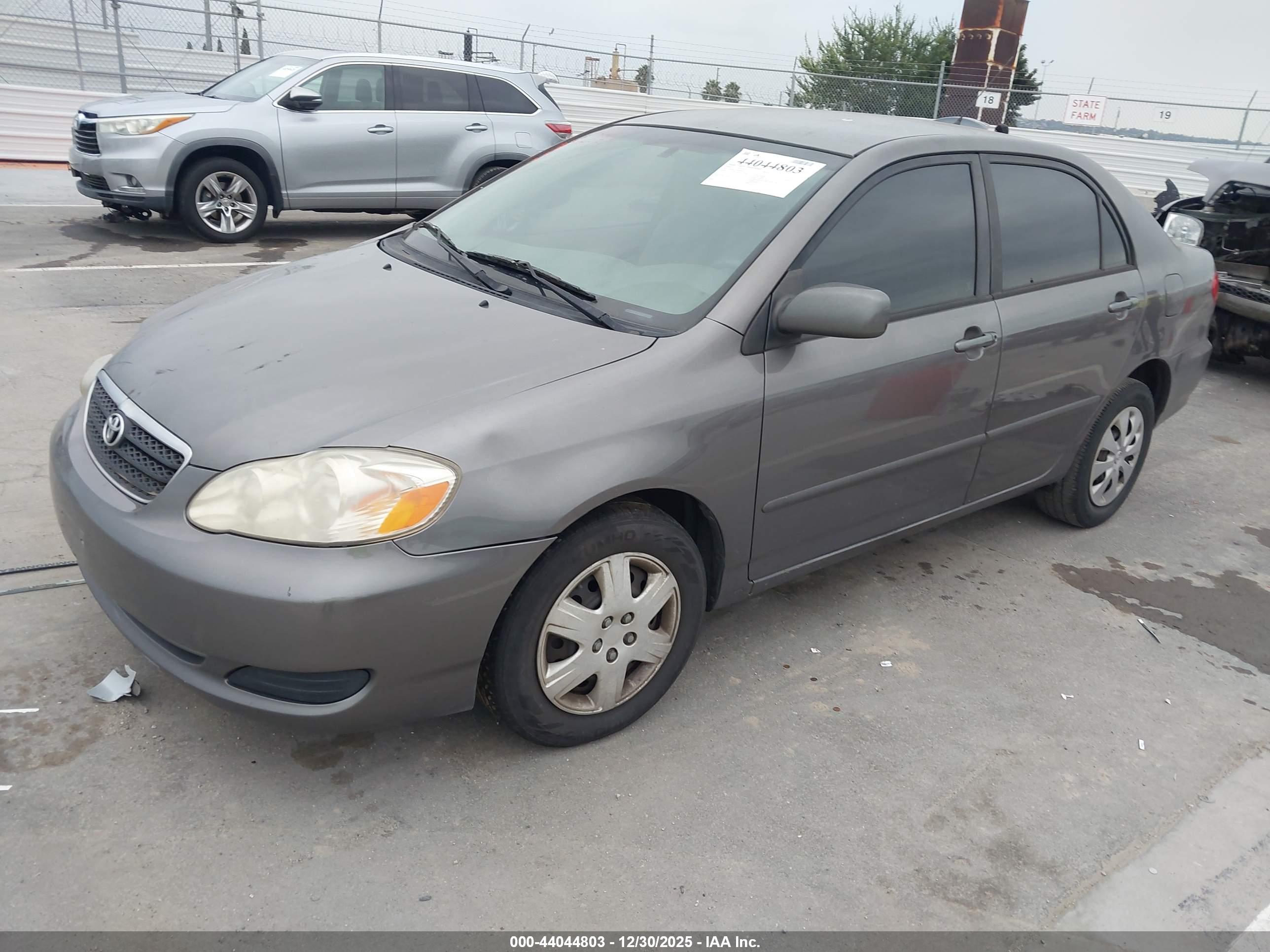 TOYOTA COROLLA image 2