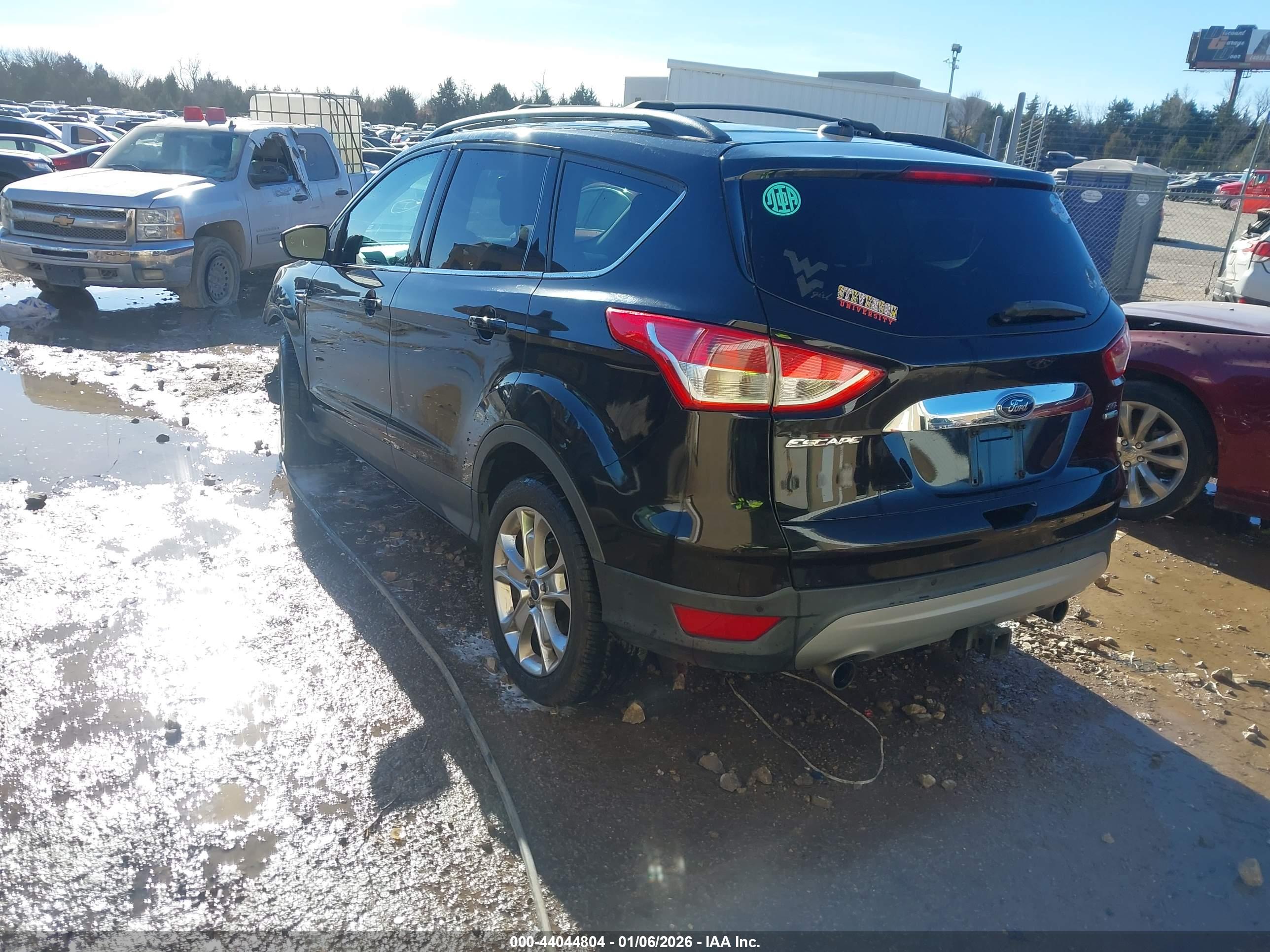 FORD ESCAPE image 3
