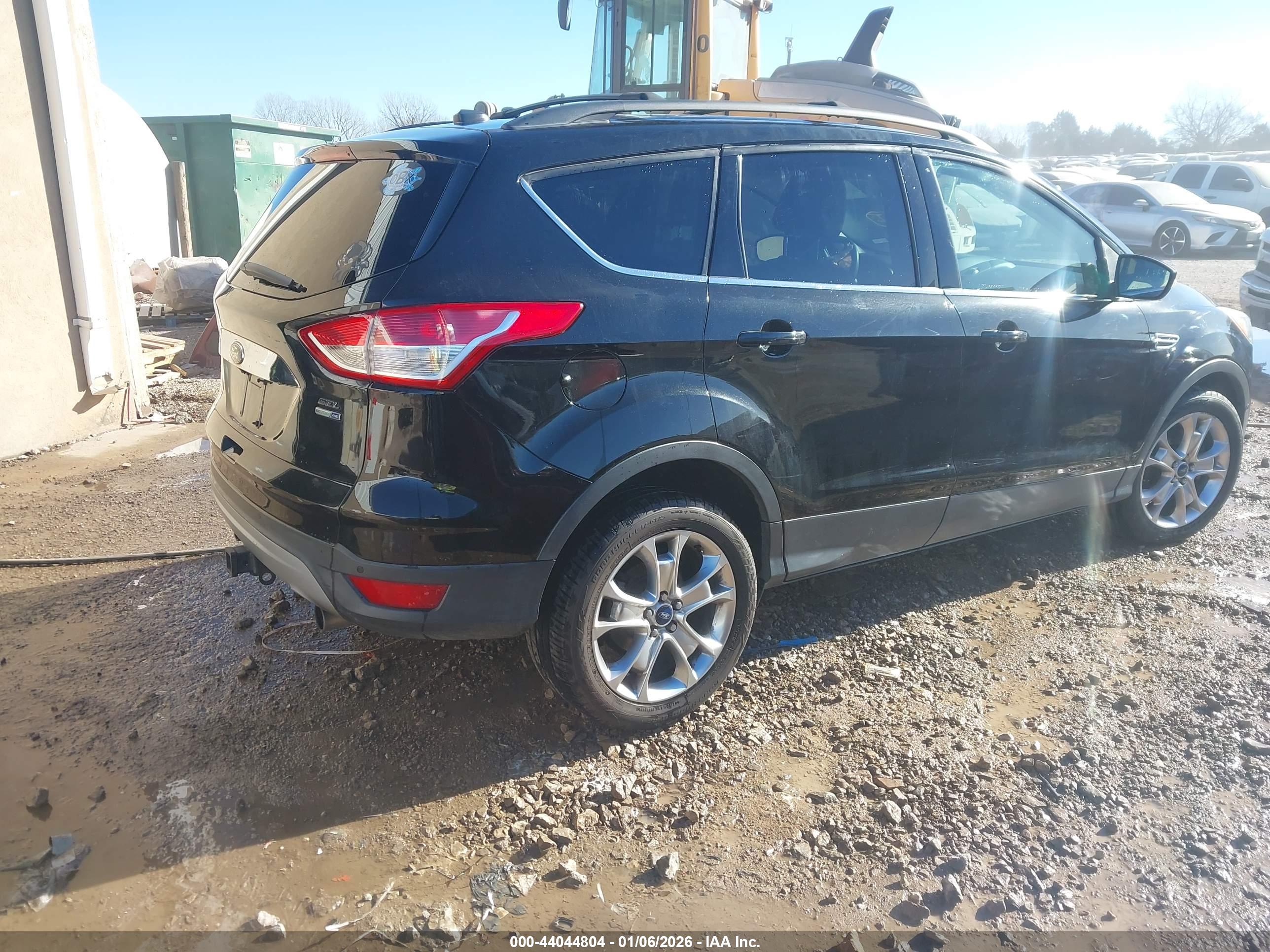 FORD ESCAPE image 4