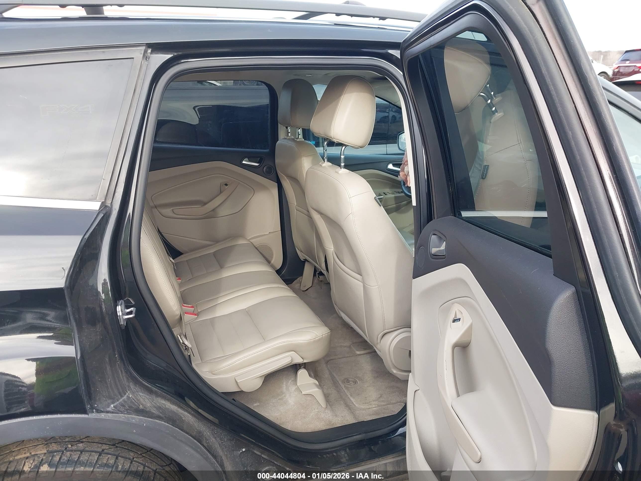 FORD ESCAPE image 8