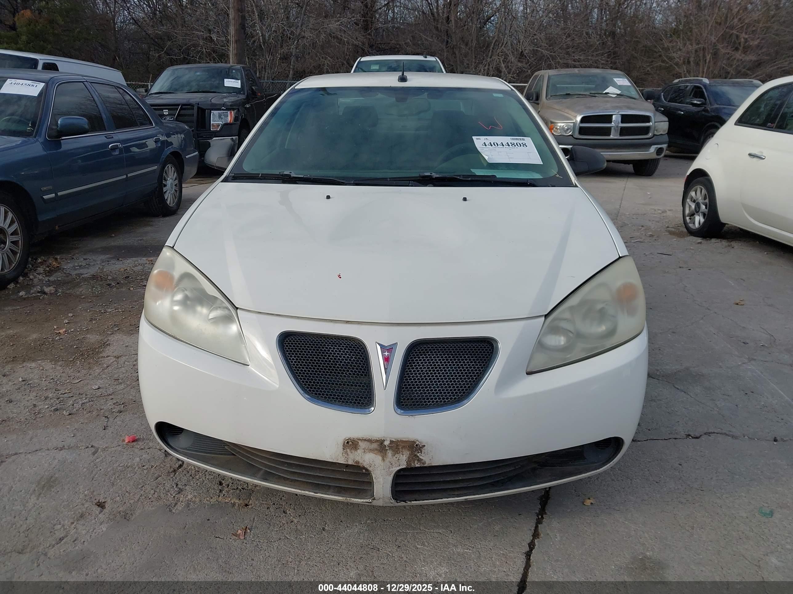 PONTIAC G6 image 6