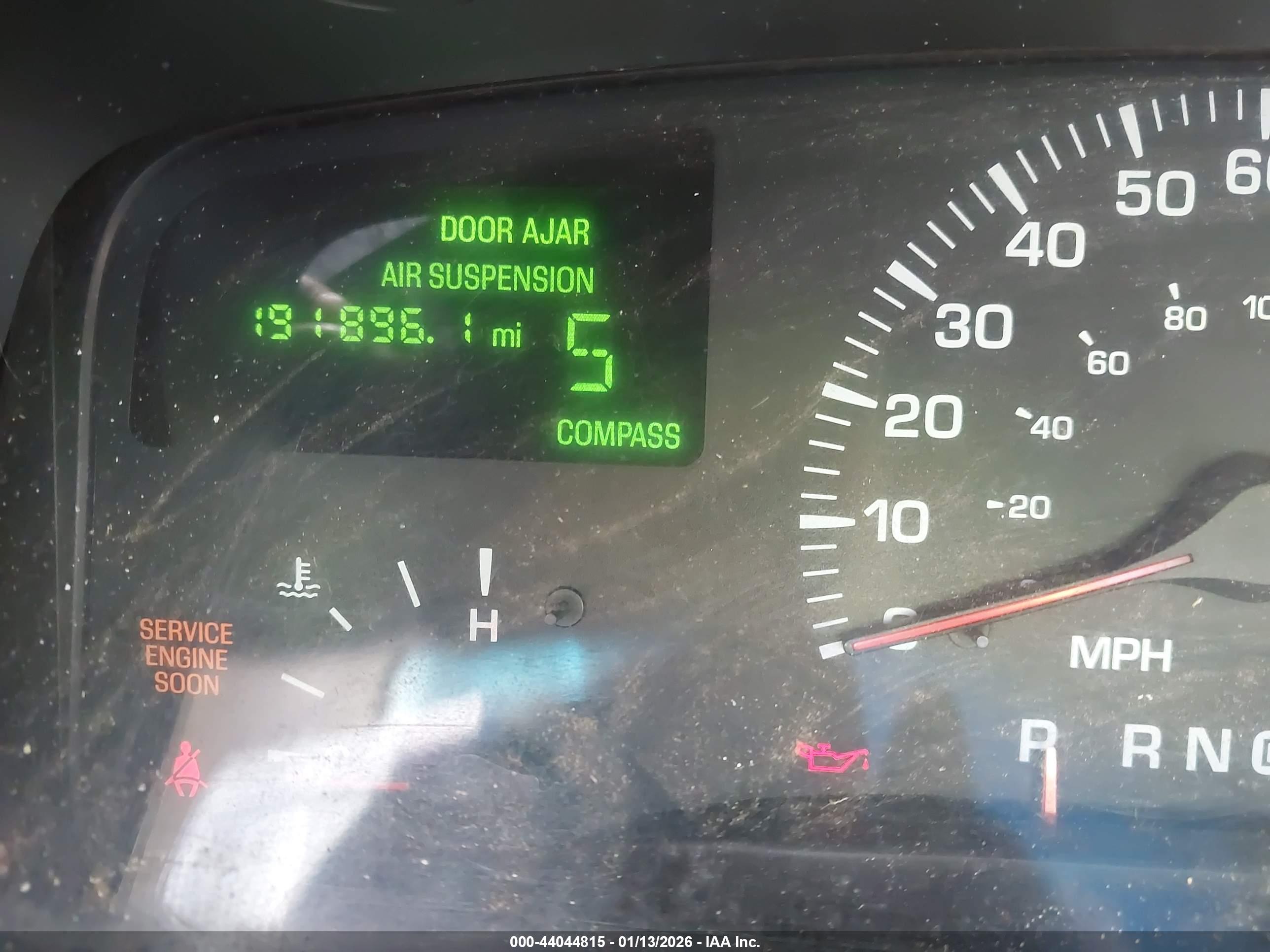 LINCOLN TOWN image 7
