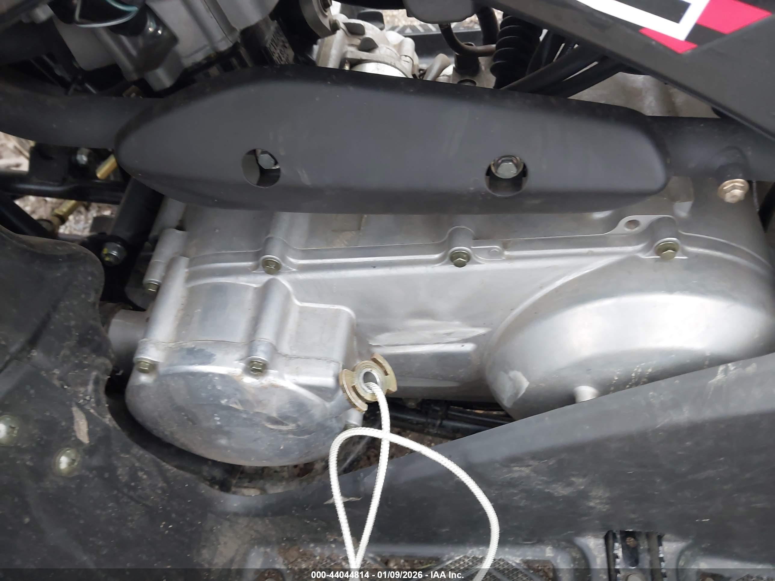 KAWASAKI KVF300 image 9