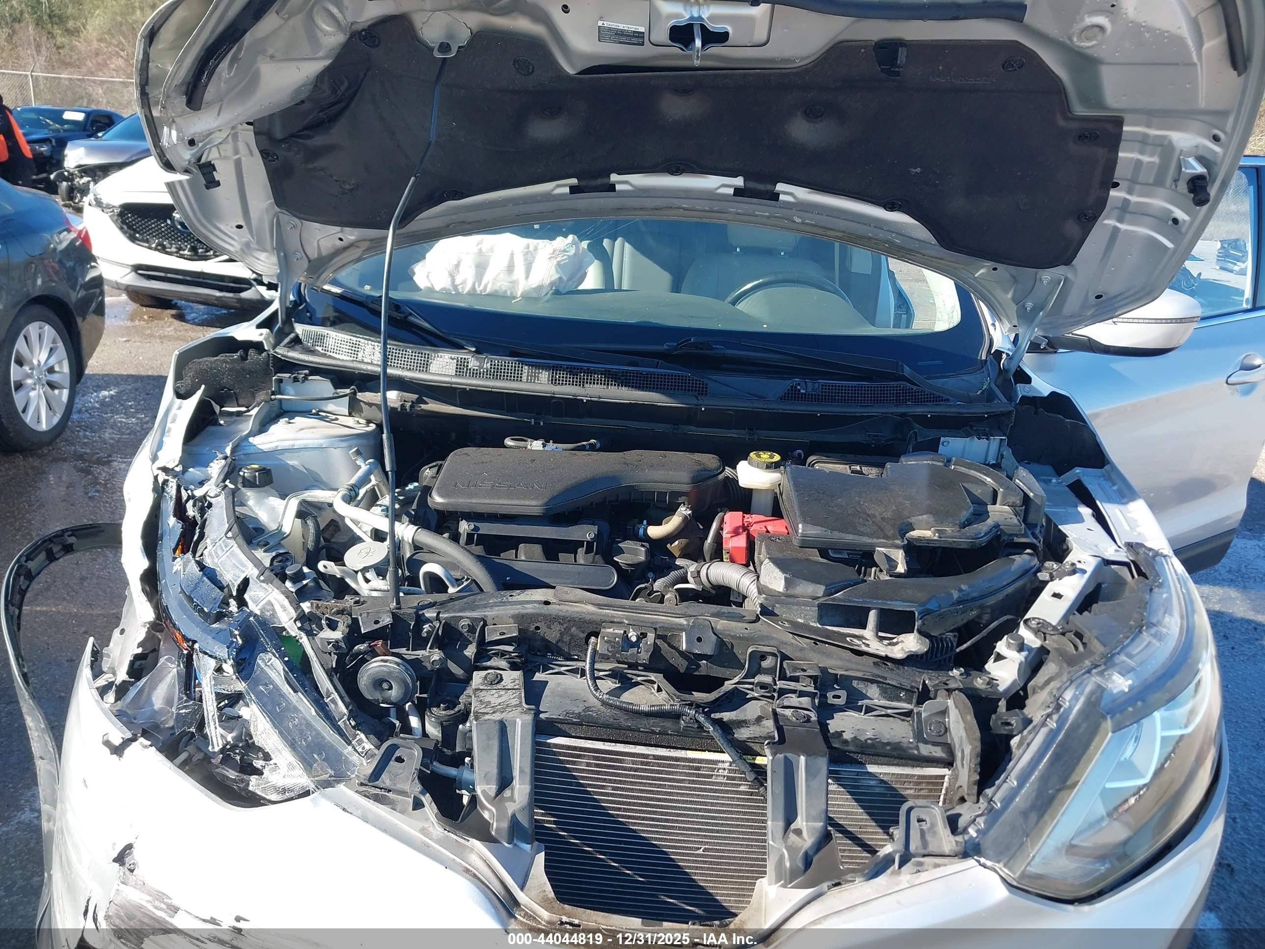 NISSAN ROGUE image 10