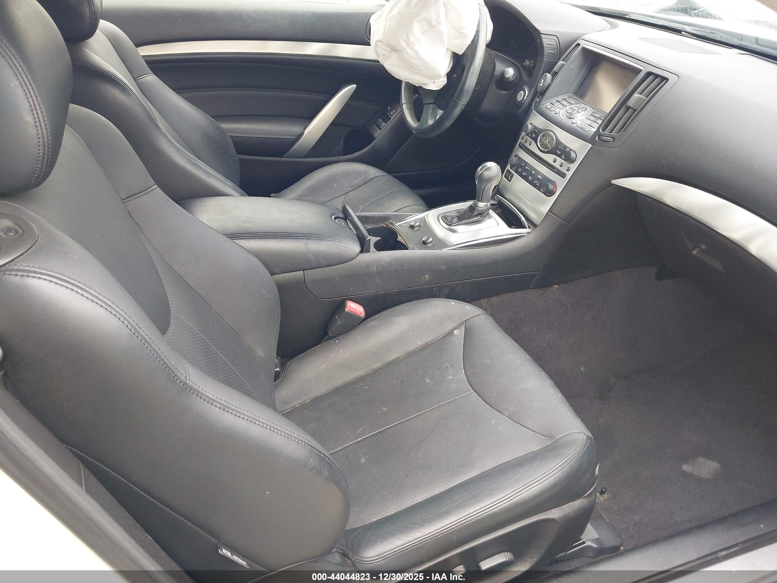 INFINITI Q60 image 5