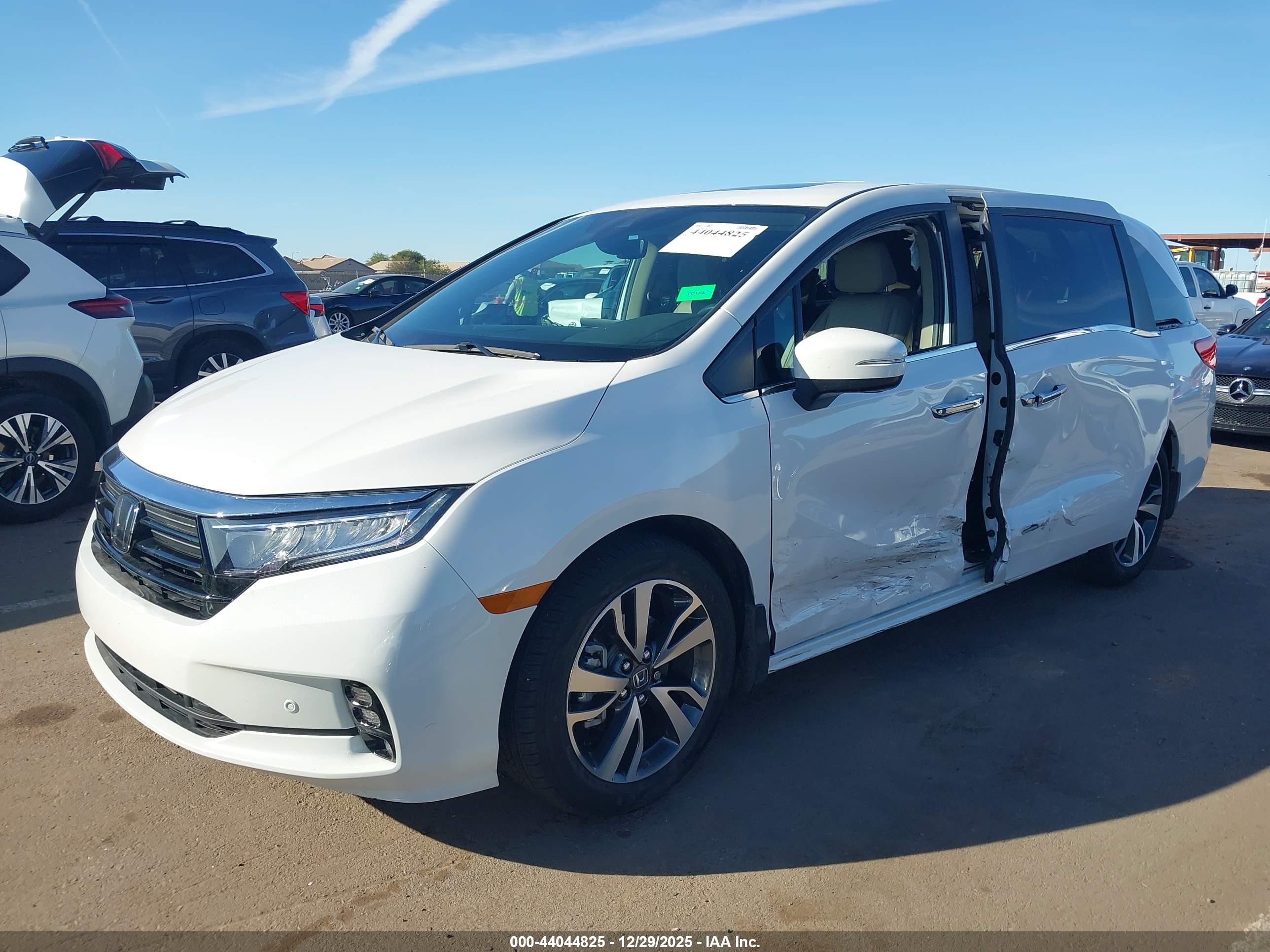 HONDA ODYSSEY image 2