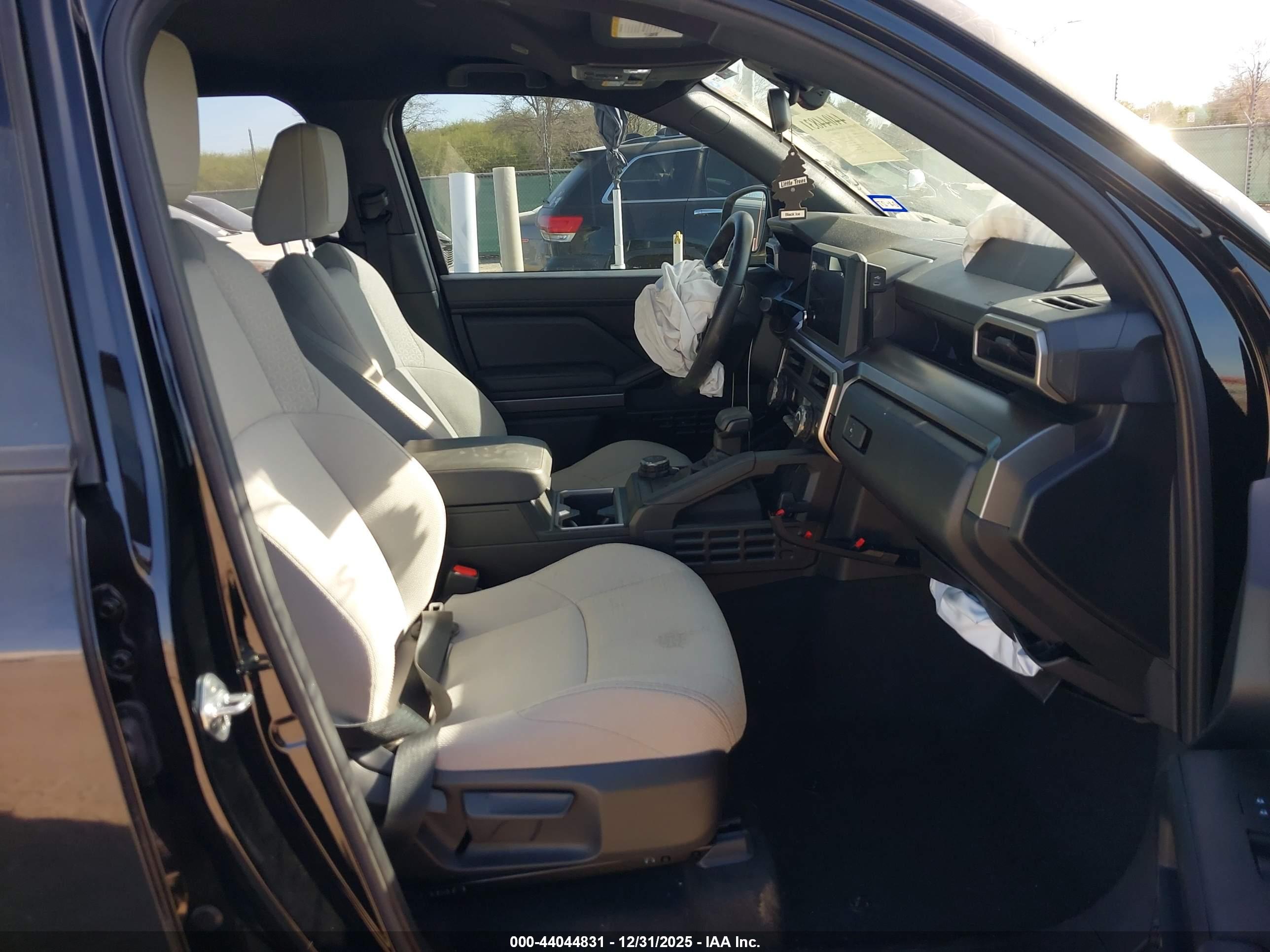 TOYOTA 4RUNNER image 5