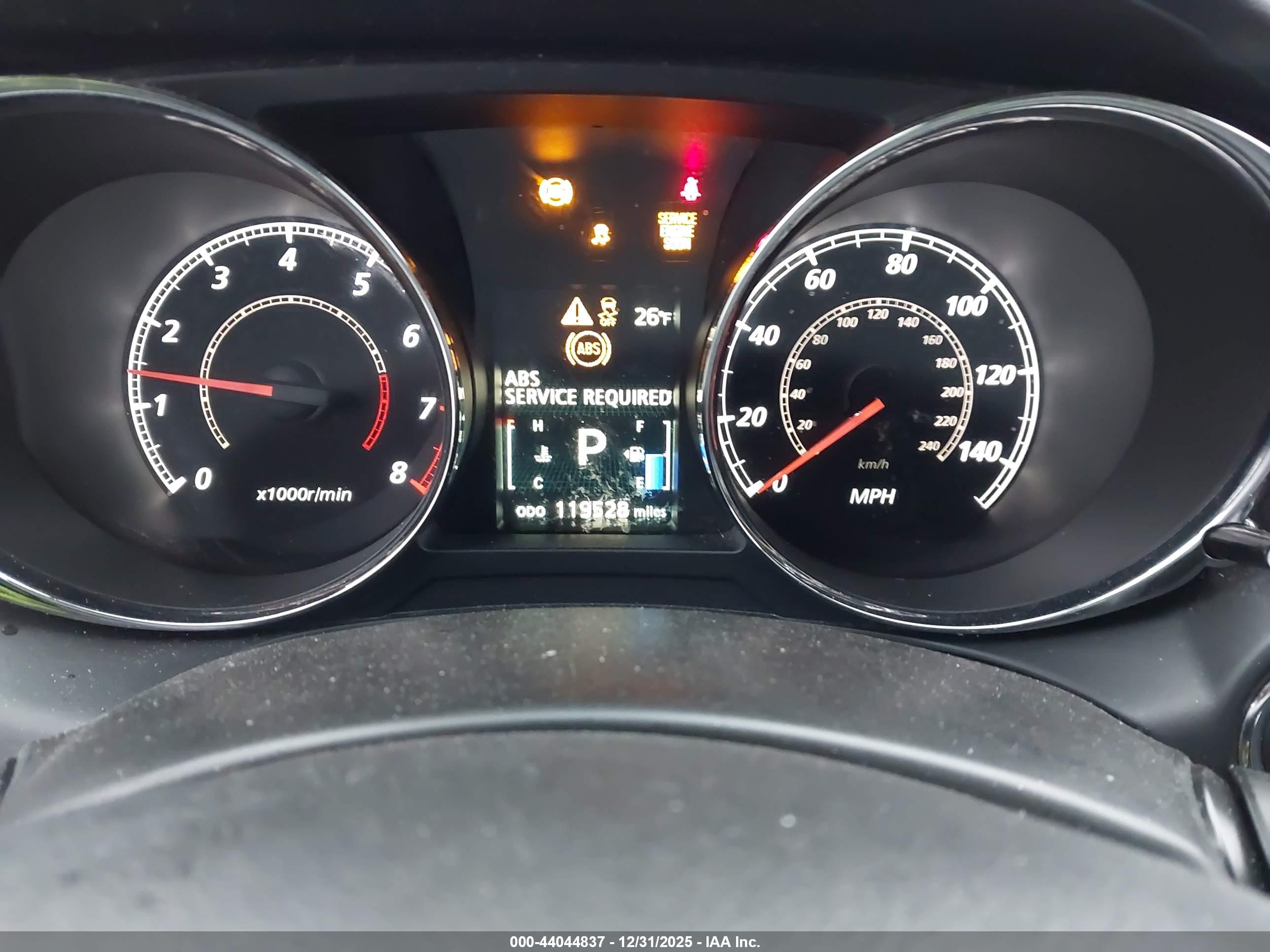 MITSUBISHI OUTLANDER image 7