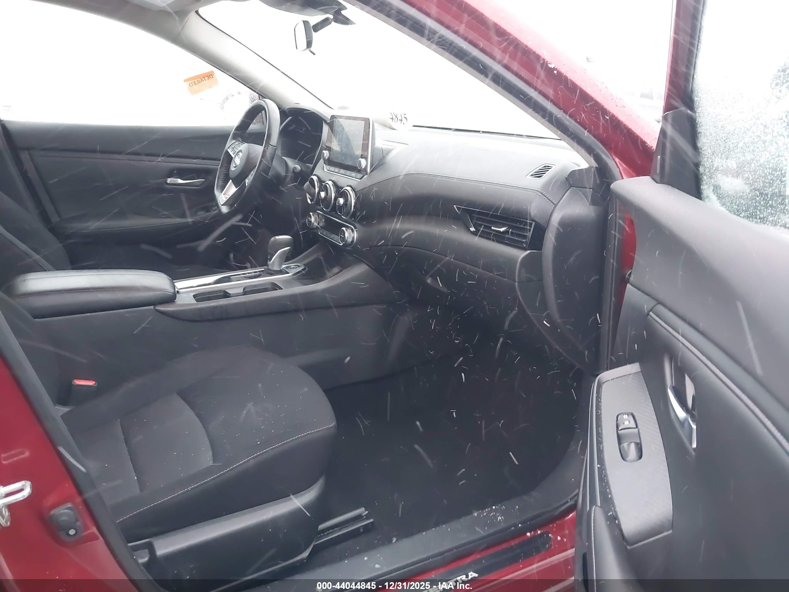NISSAN SENTRA image 5
