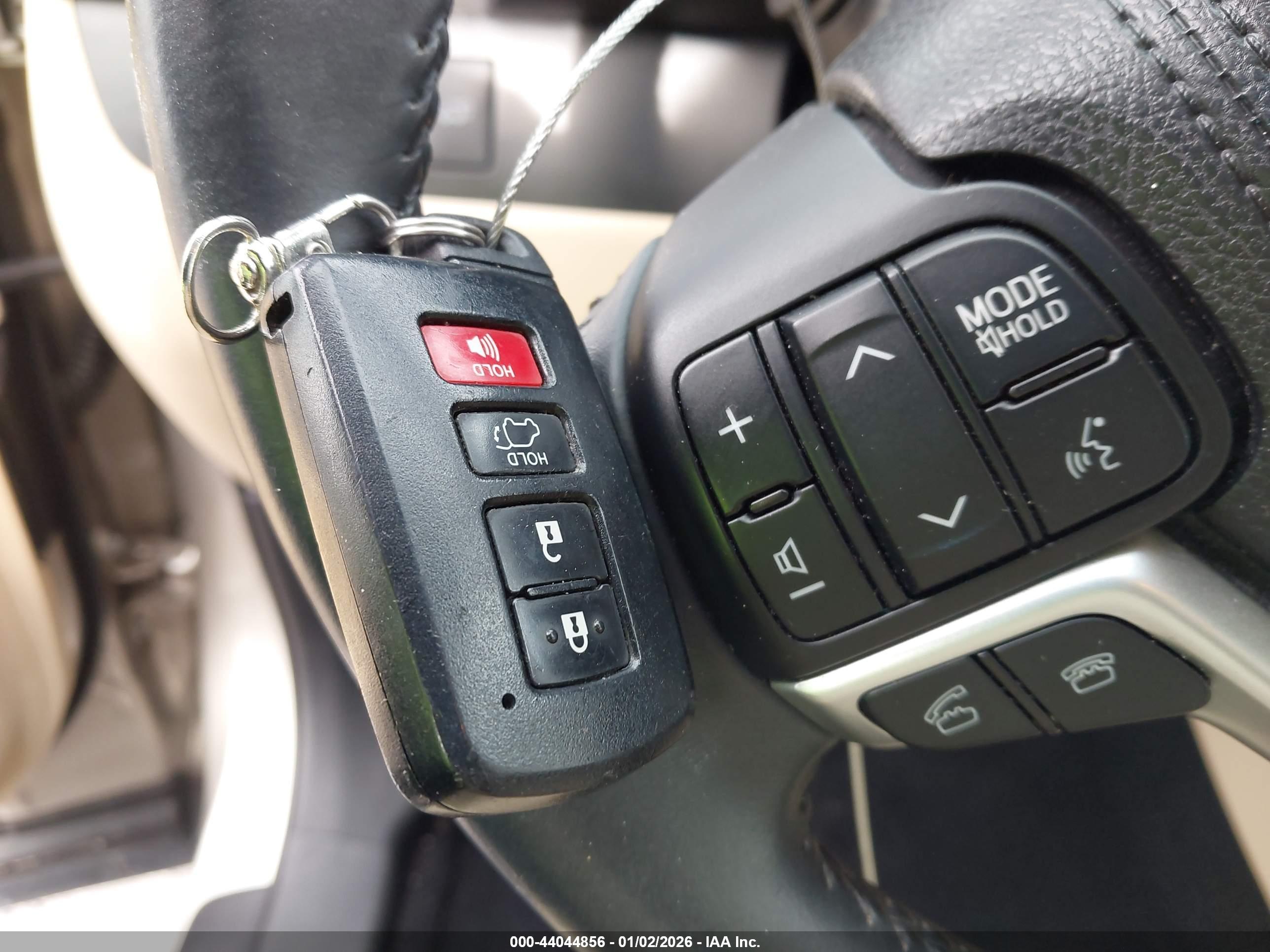 TOYOTA HIGHLANDER image 11
