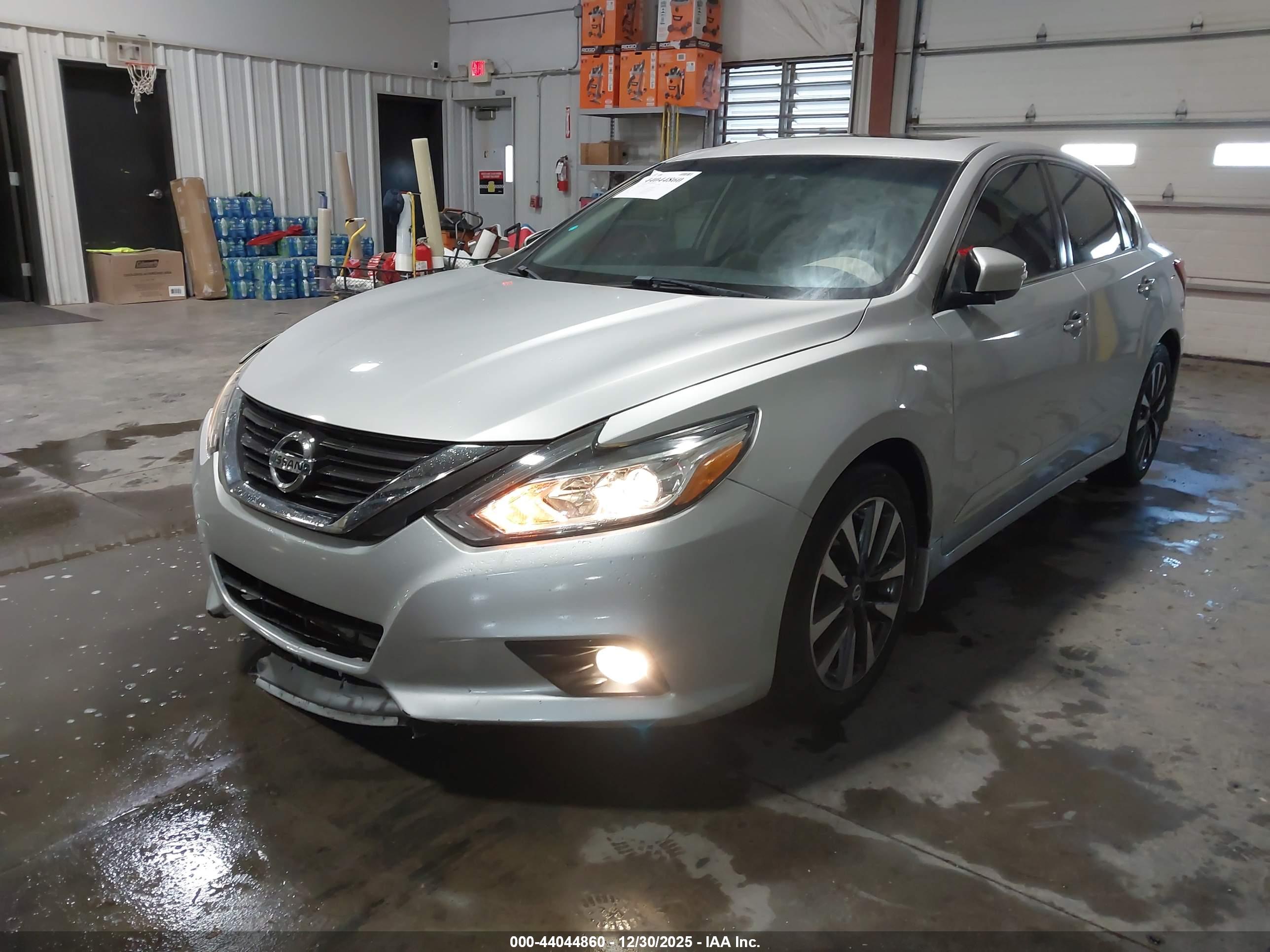 NISSAN ALTIMA image 2
