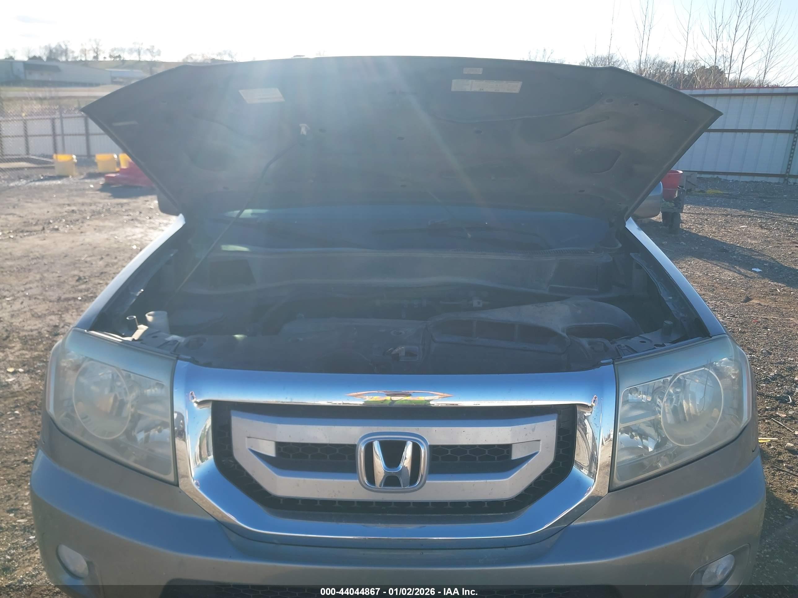 HONDA PILOT image 10