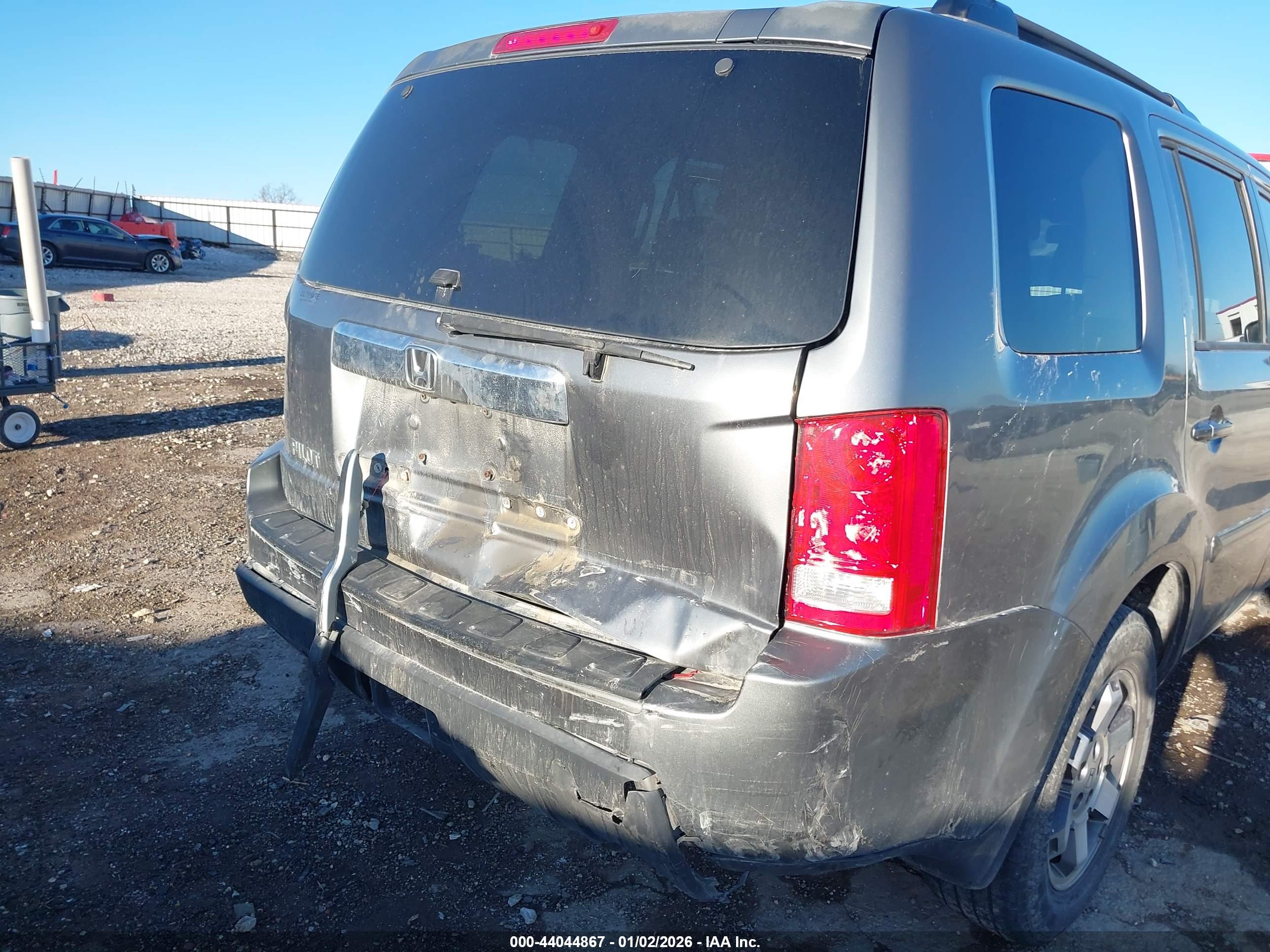 HONDA PILOT image 6