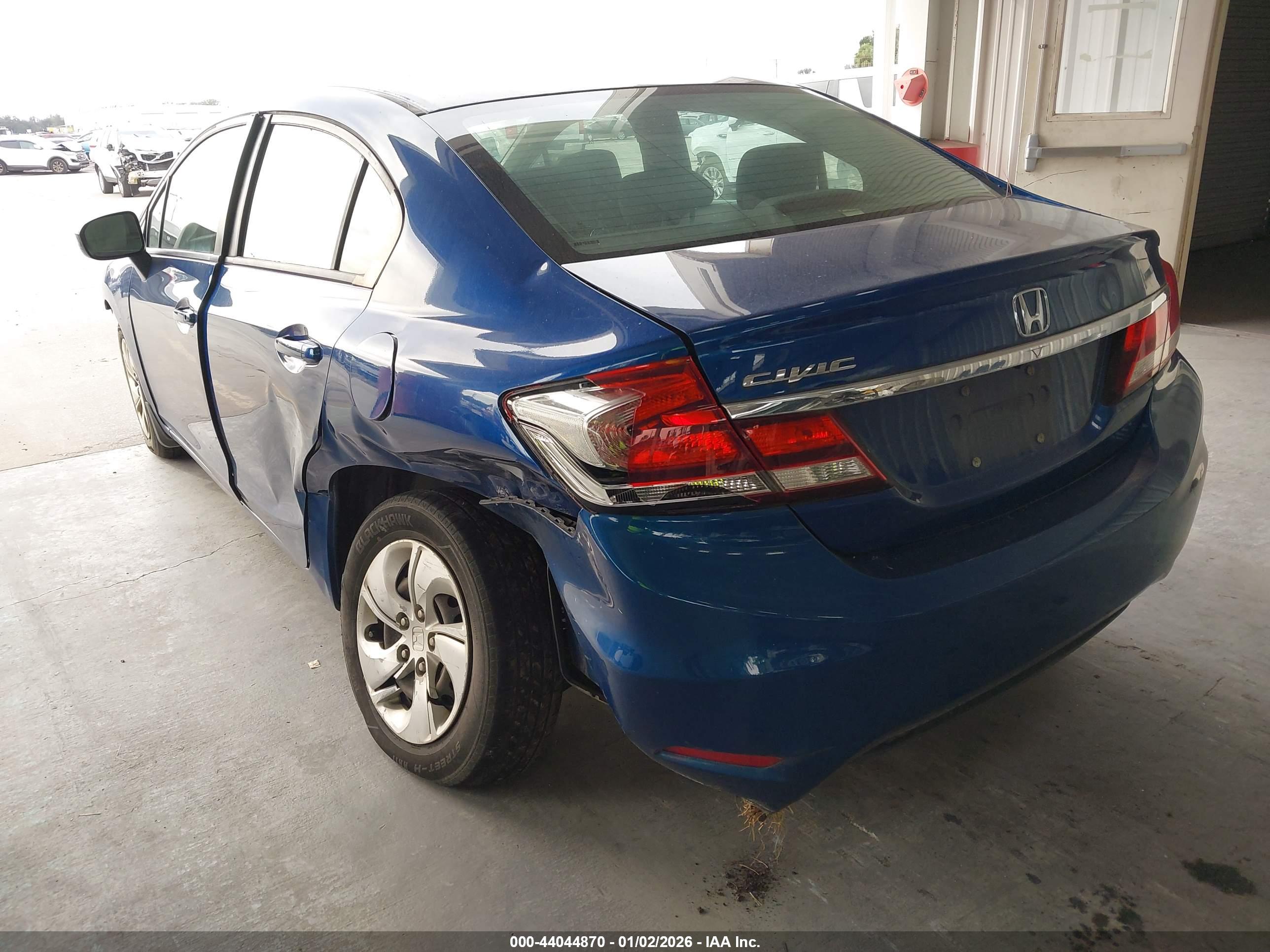 HONDA CIVIC image 3