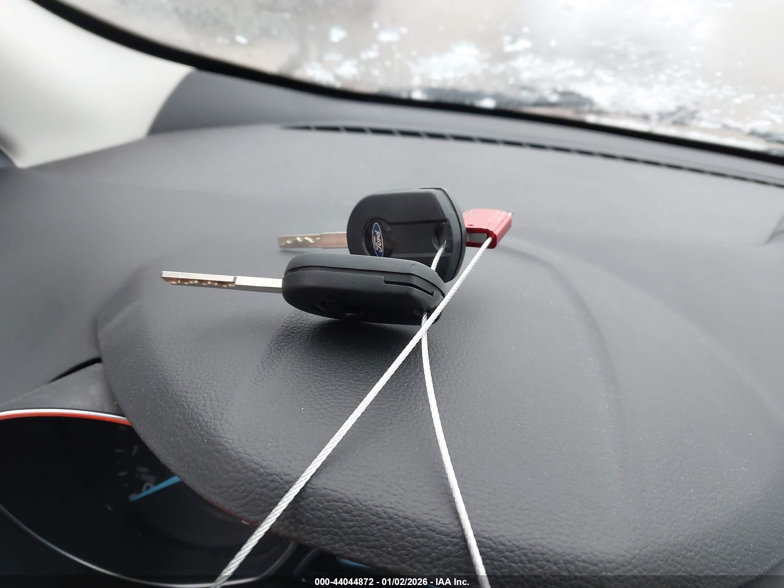 FORD ESCAPE image 11