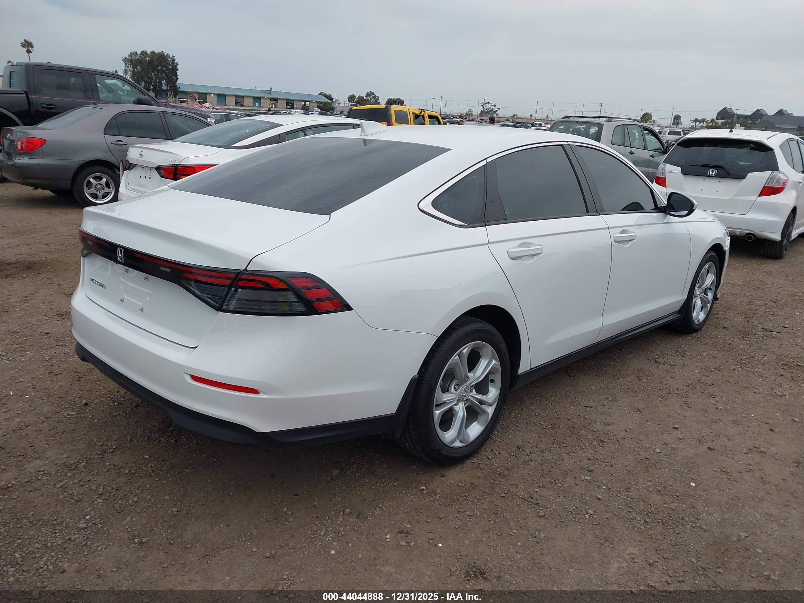 HONDA ACCORD image 4