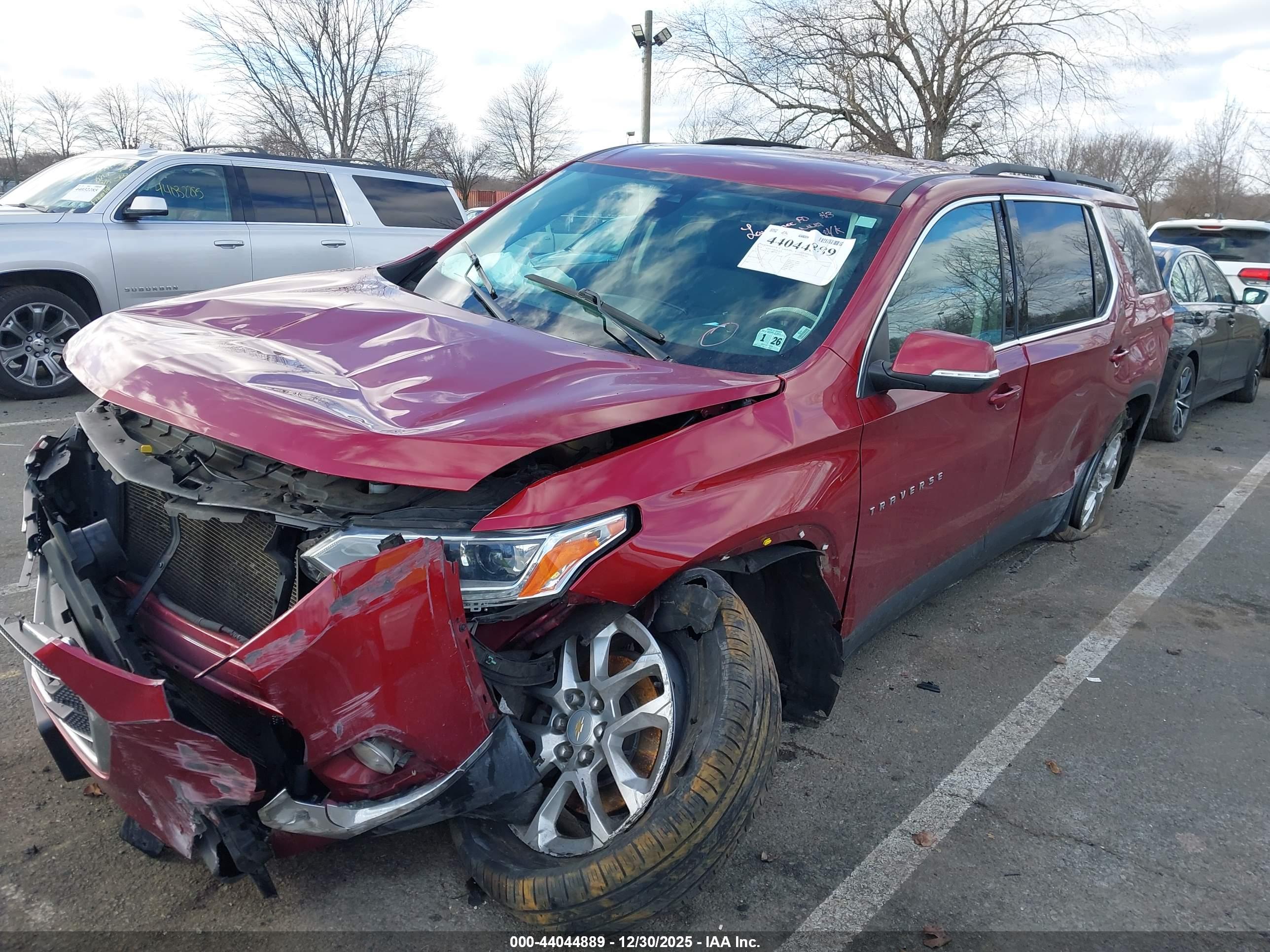 CHEVROLET TRAVERSE image 2