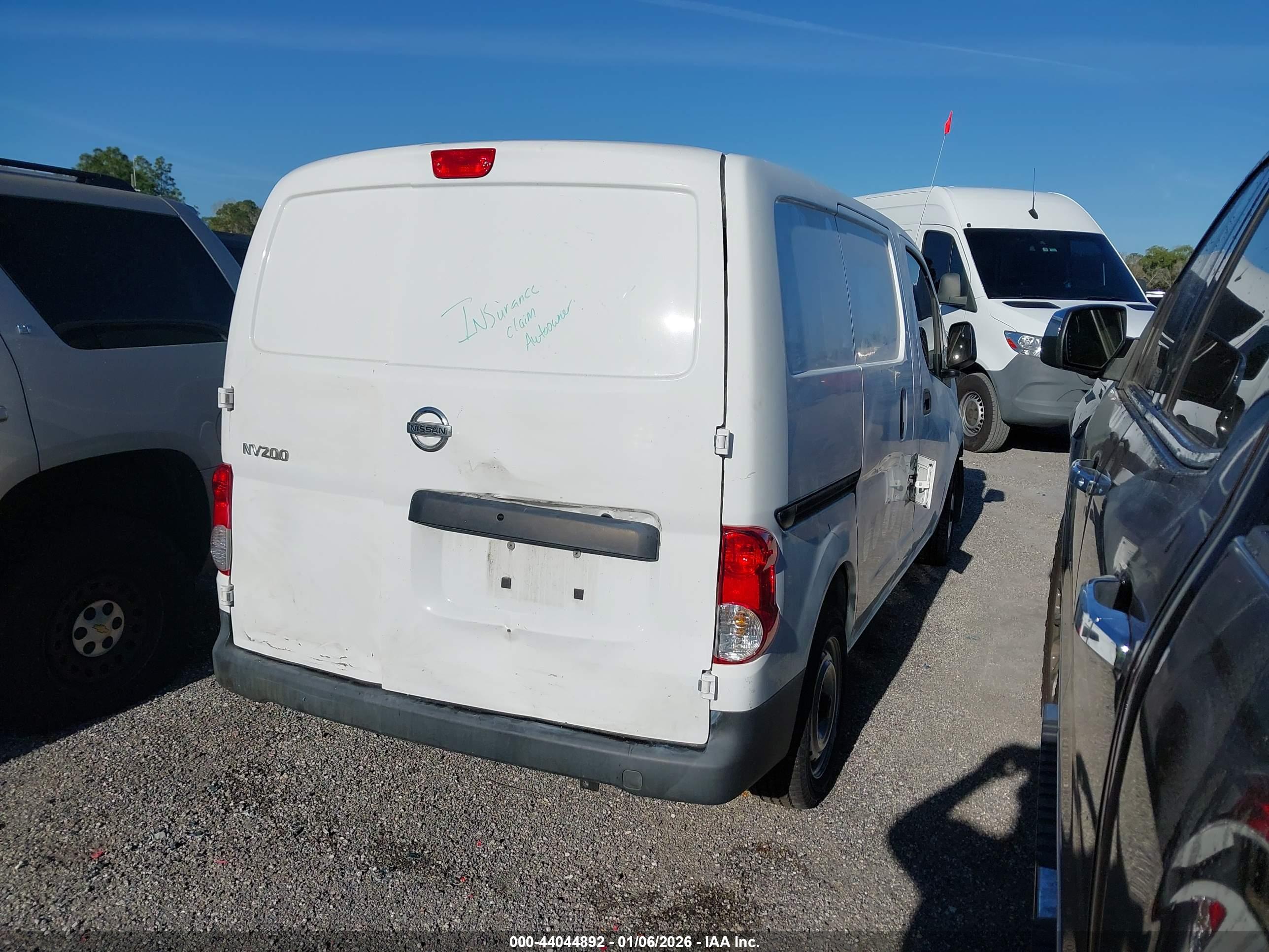 NISSAN NV200 image 4