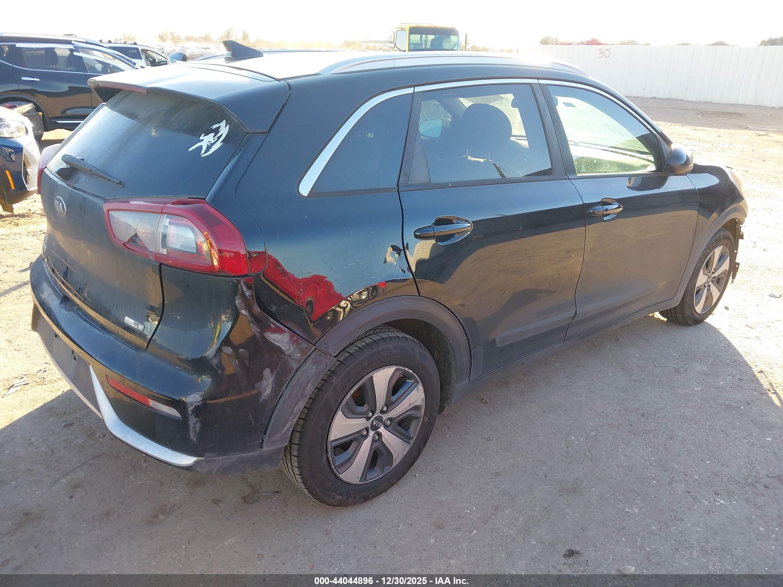 KIA NIRO image 4