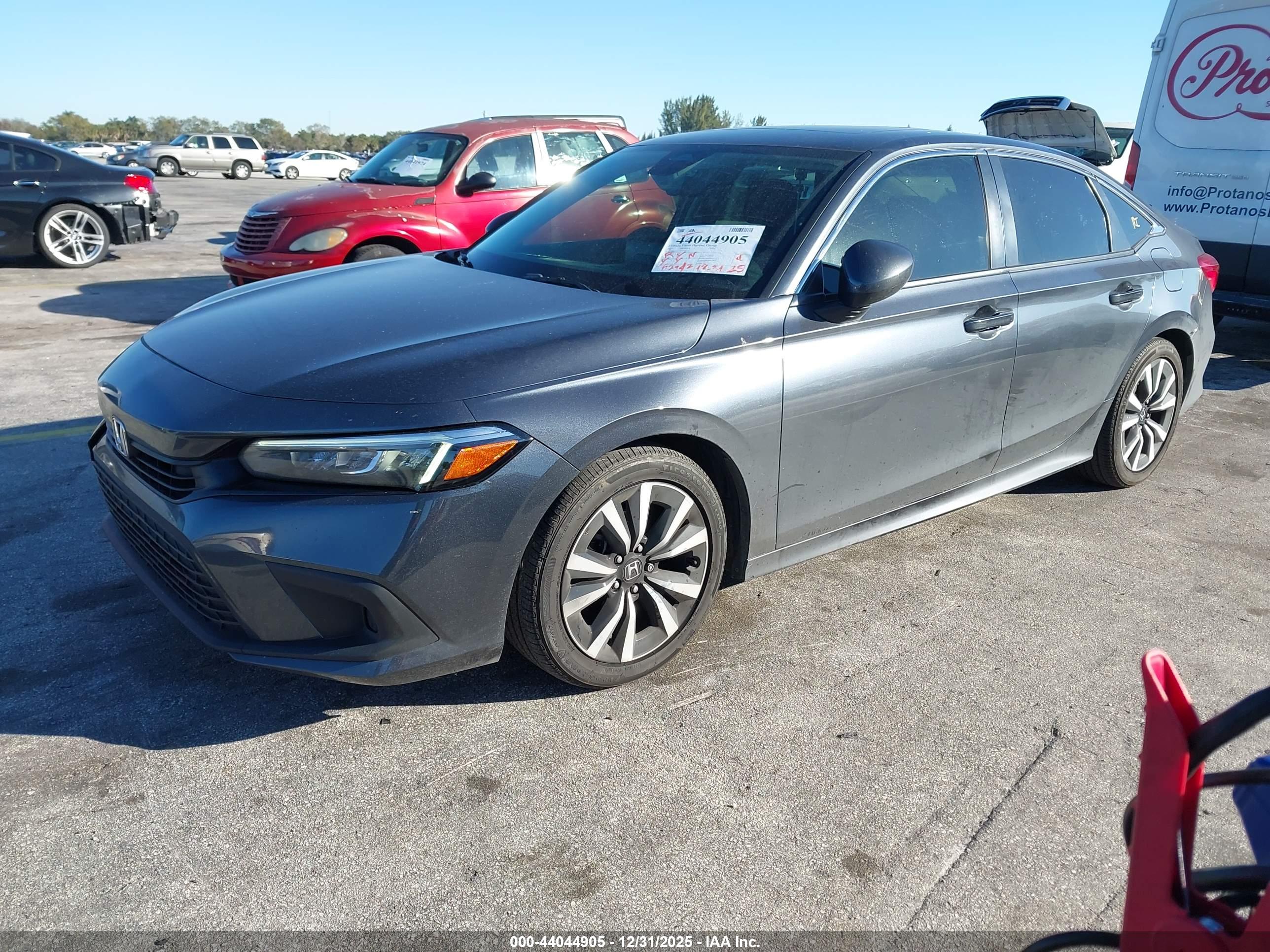 HONDA CIVIC image 2