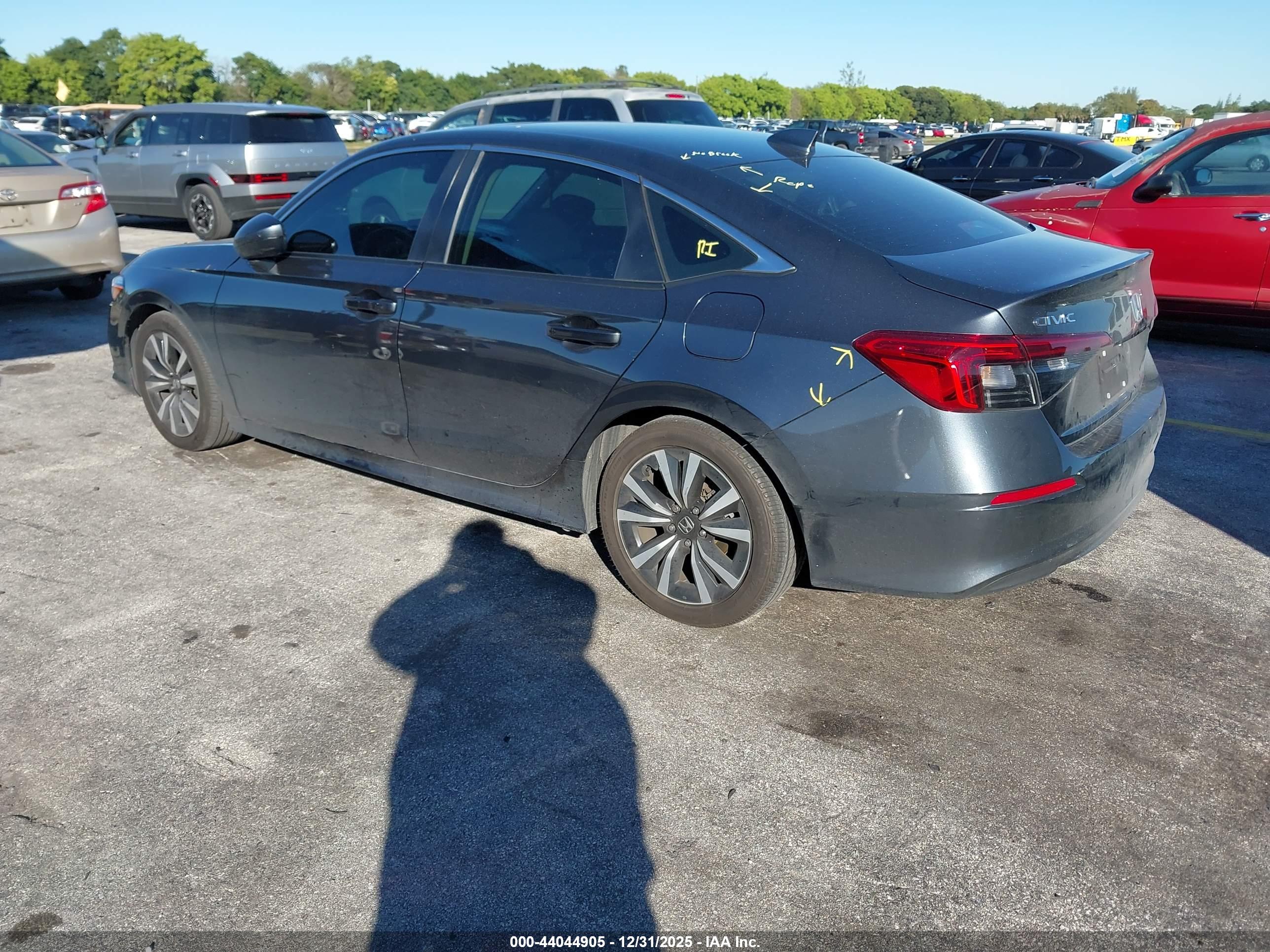 HONDA CIVIC image 3