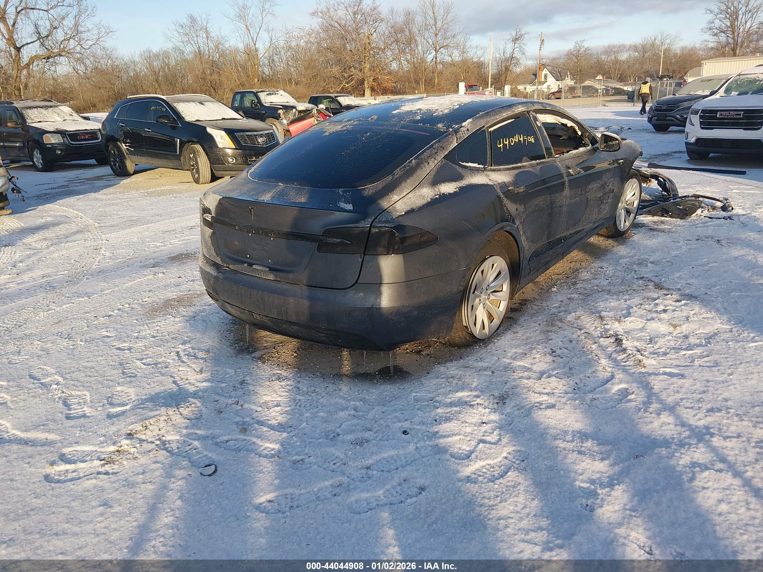 TESLA MODEL image 4