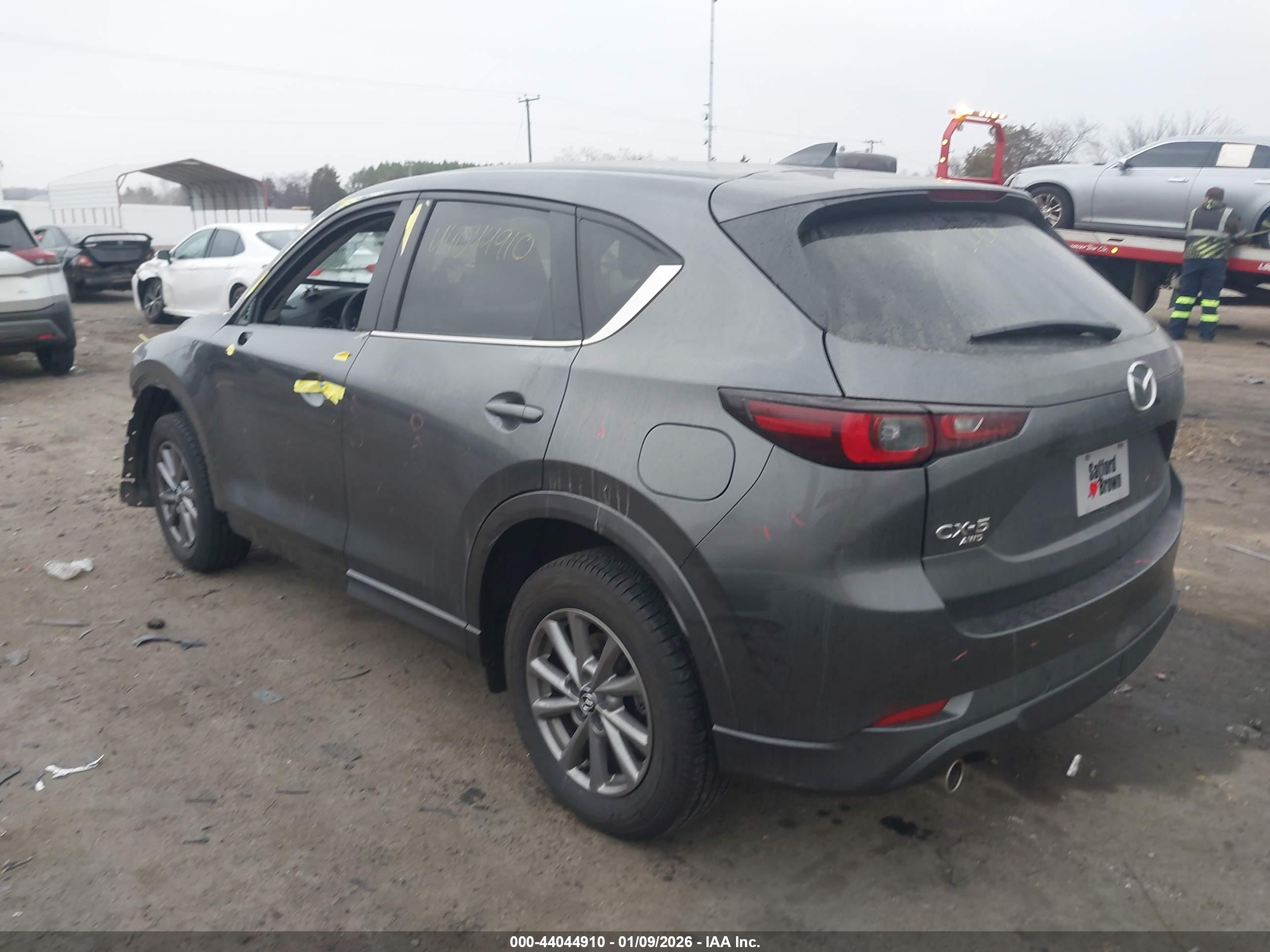 MAZDA CX-5 image 3