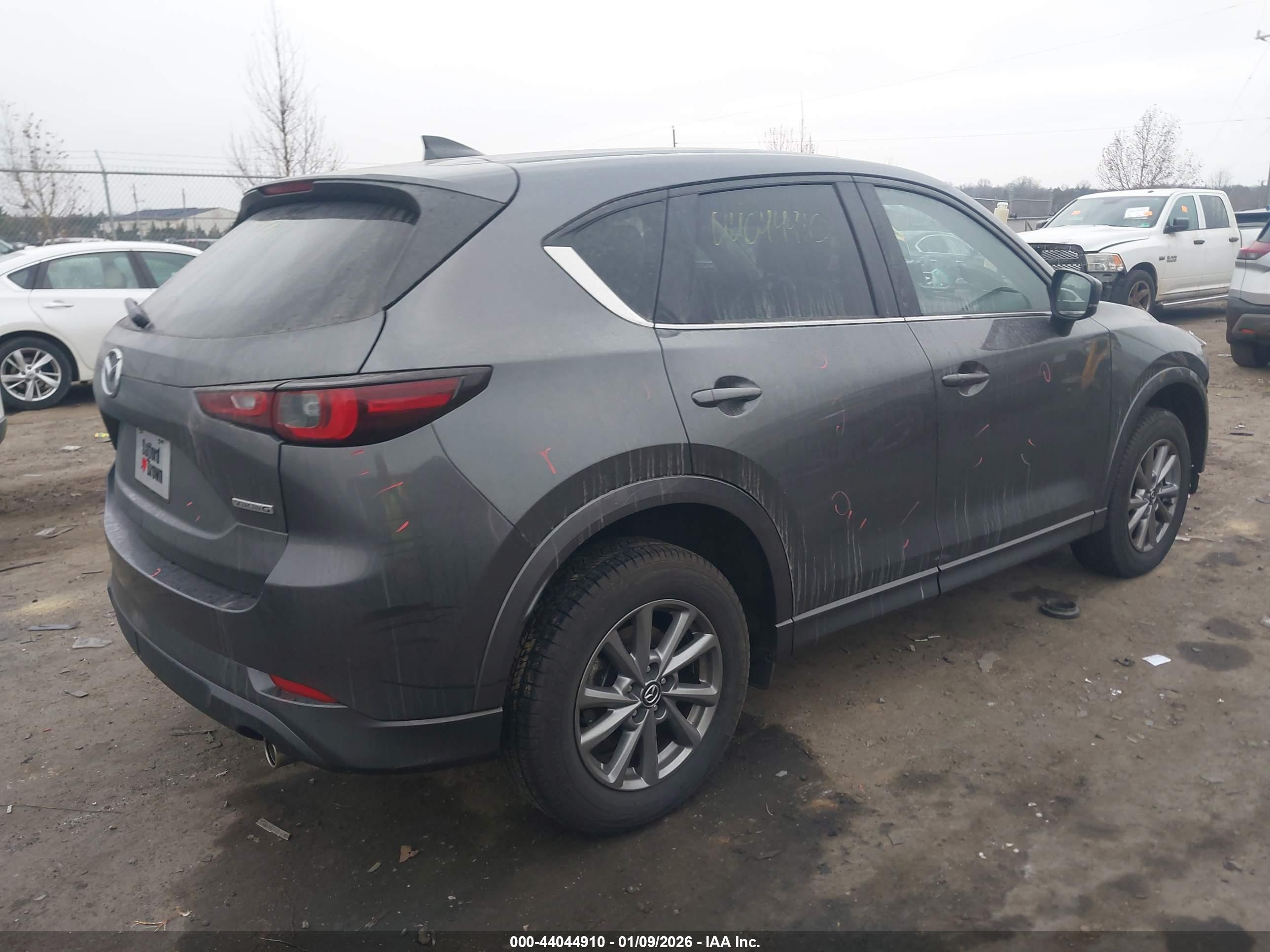MAZDA CX-5 image 4
