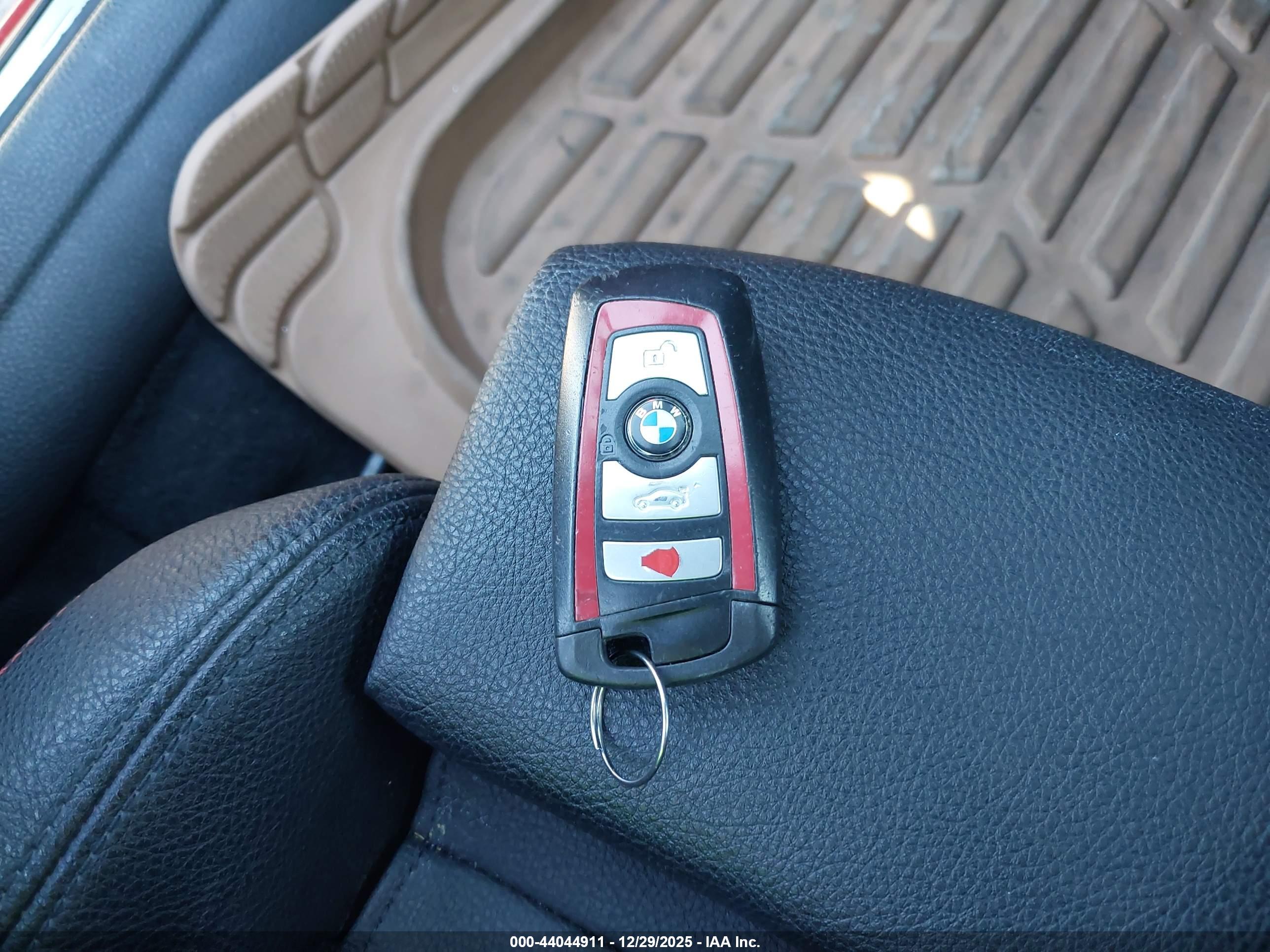 BMW 328I image 11